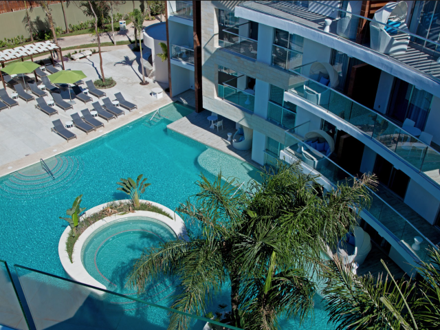 Exclusive 1 Bedroom Boutique Resort Apartment in Playa del Carmen (Unit 2122)