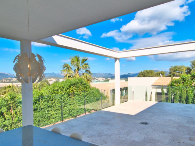 Modern 5 Bedroom Villa with Sea Views in Nova Santa Ponsa