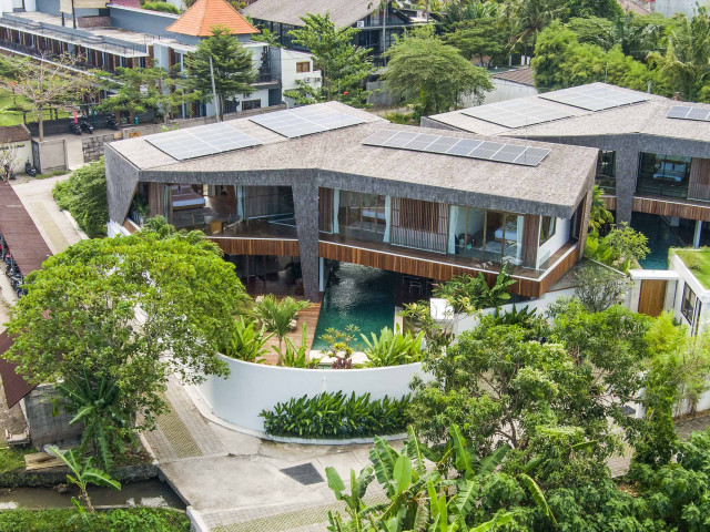 Immaculate 4 Bedroom Ultra-Luxe Villa with High-End Finish for Sale in Canggu Berawa, Bali