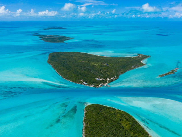 Self Sustainable 104 Hectare Private Island & Residence with Solar Array & Battery Backup for Sale in the Exuma Cays, the Bahamas