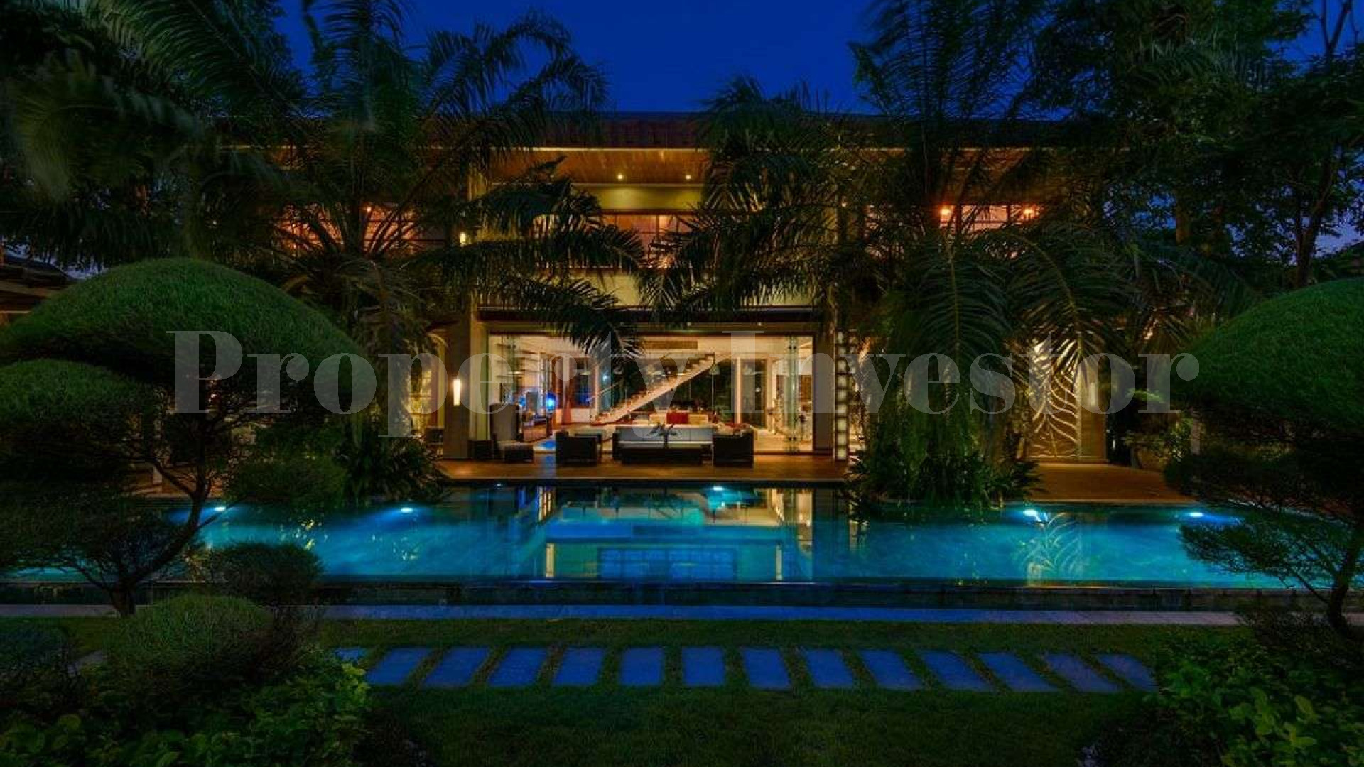 Prestigious 4 Bedroom Luxury Designer Villa for Sale in Umalas, Bali