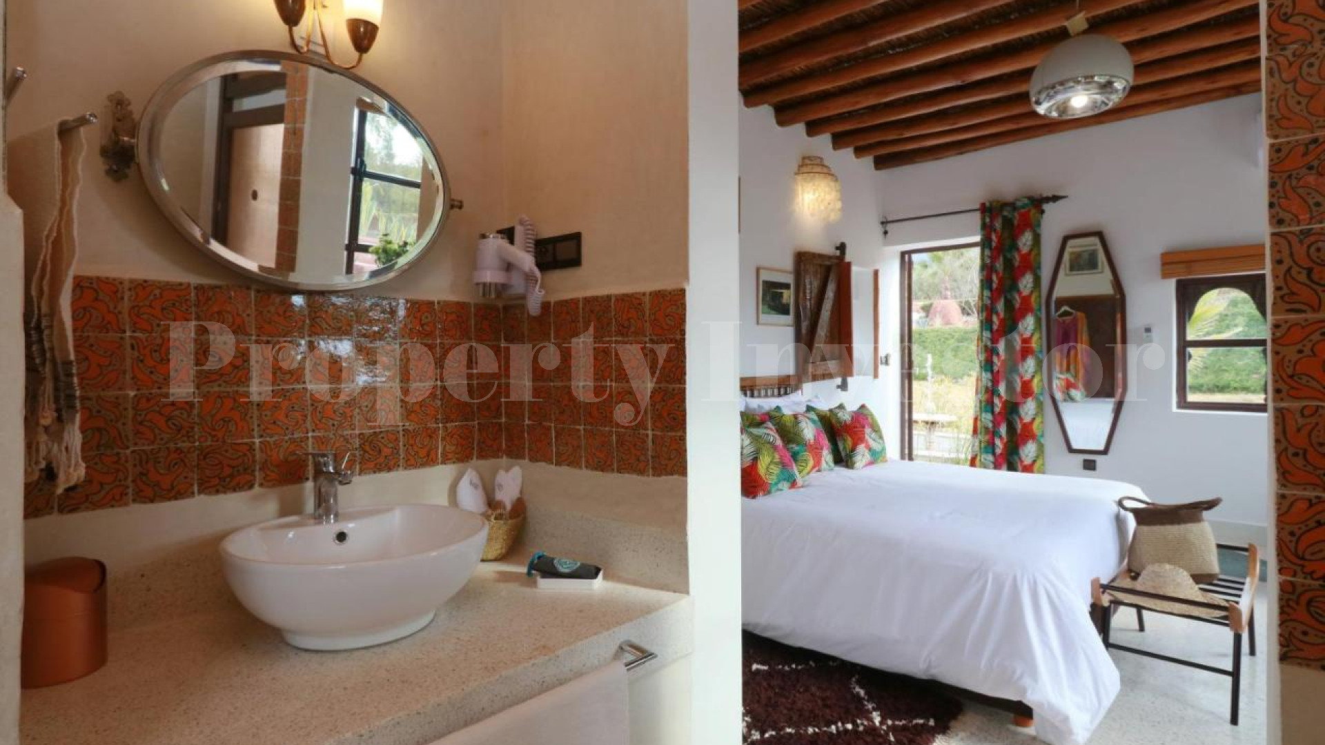 Upscale 10 Suite Boutique Ecolodge for Sale at the Foot of the Atlas Mountains, Morocco