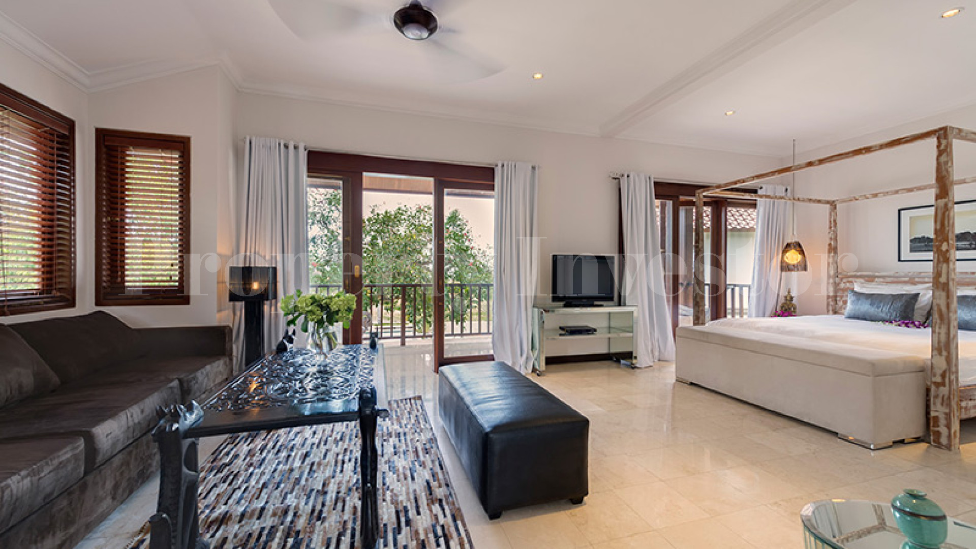 Magnificent 8 Bedroom Beachfront Estate for Sale in Canggu Pererenan, Bali