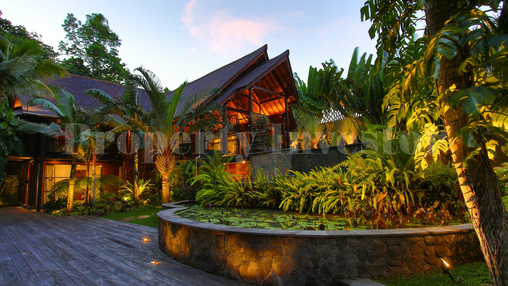 Exquisite 5 Bedroom Luxury Estate with 3 Uniquely Designed Villas & Manicured Gardens for Sale in Pererenan, Bali