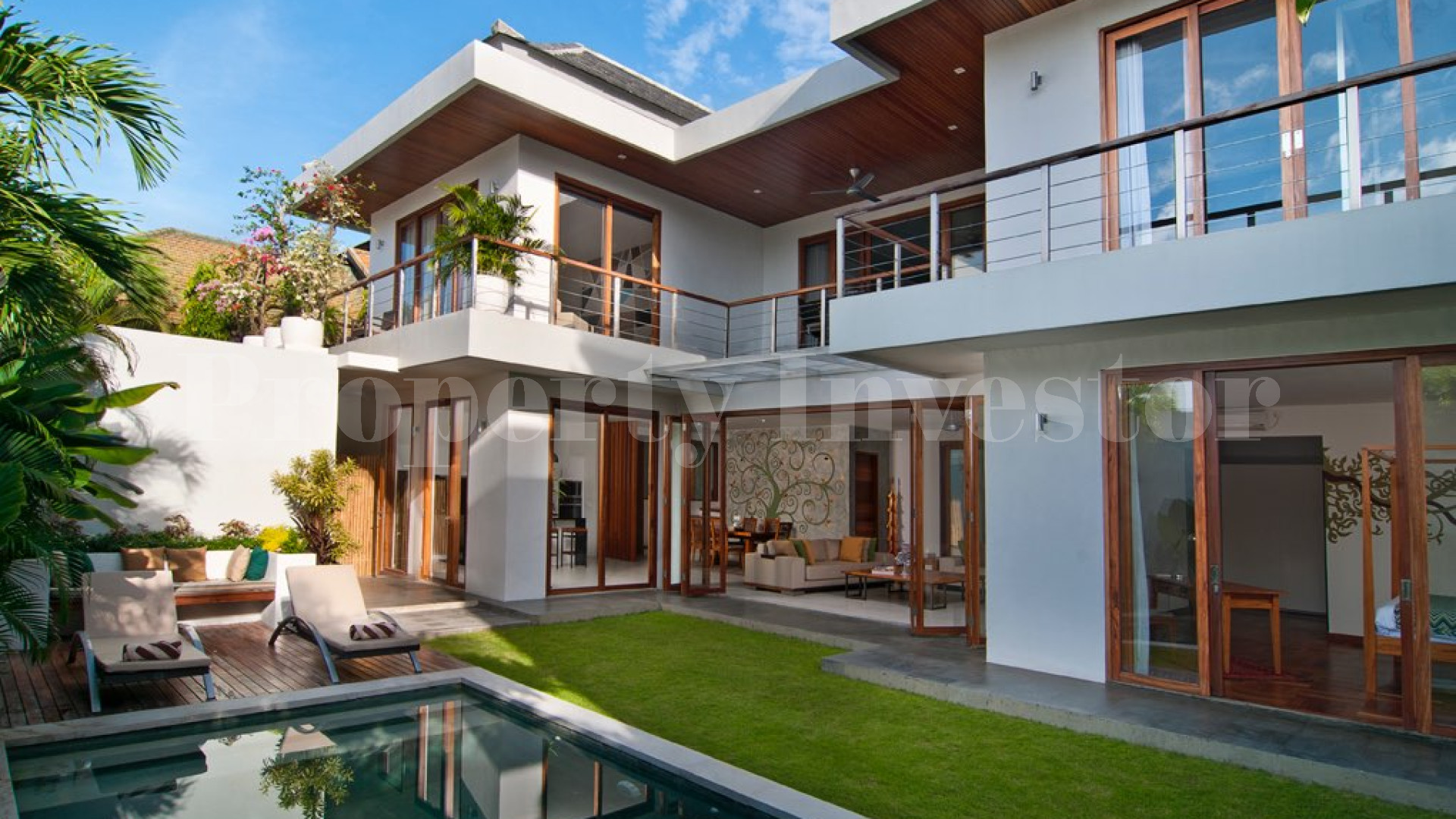 Unique 3 Bedroom Modern Designer Villa for Sale in Batu Bolong, Bali