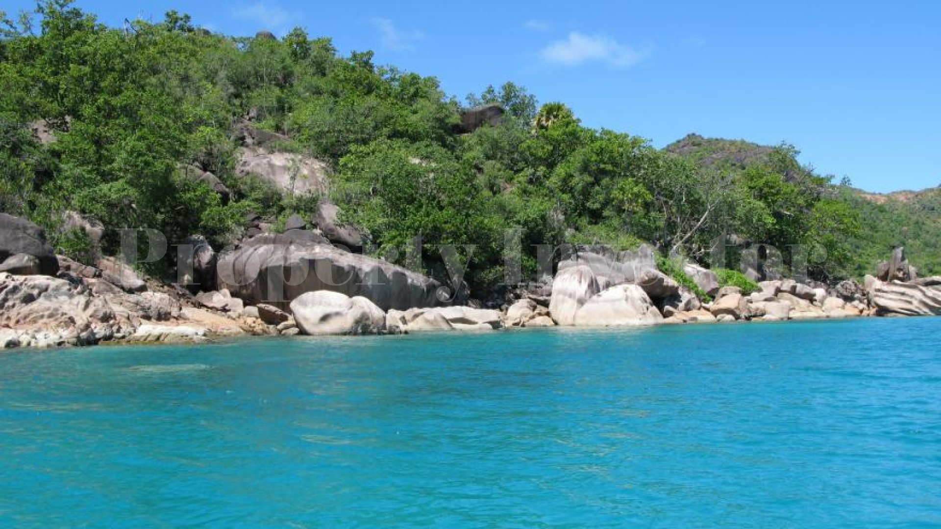 Large 4 Hectare Parcel of Land for Sale on Praslin Island