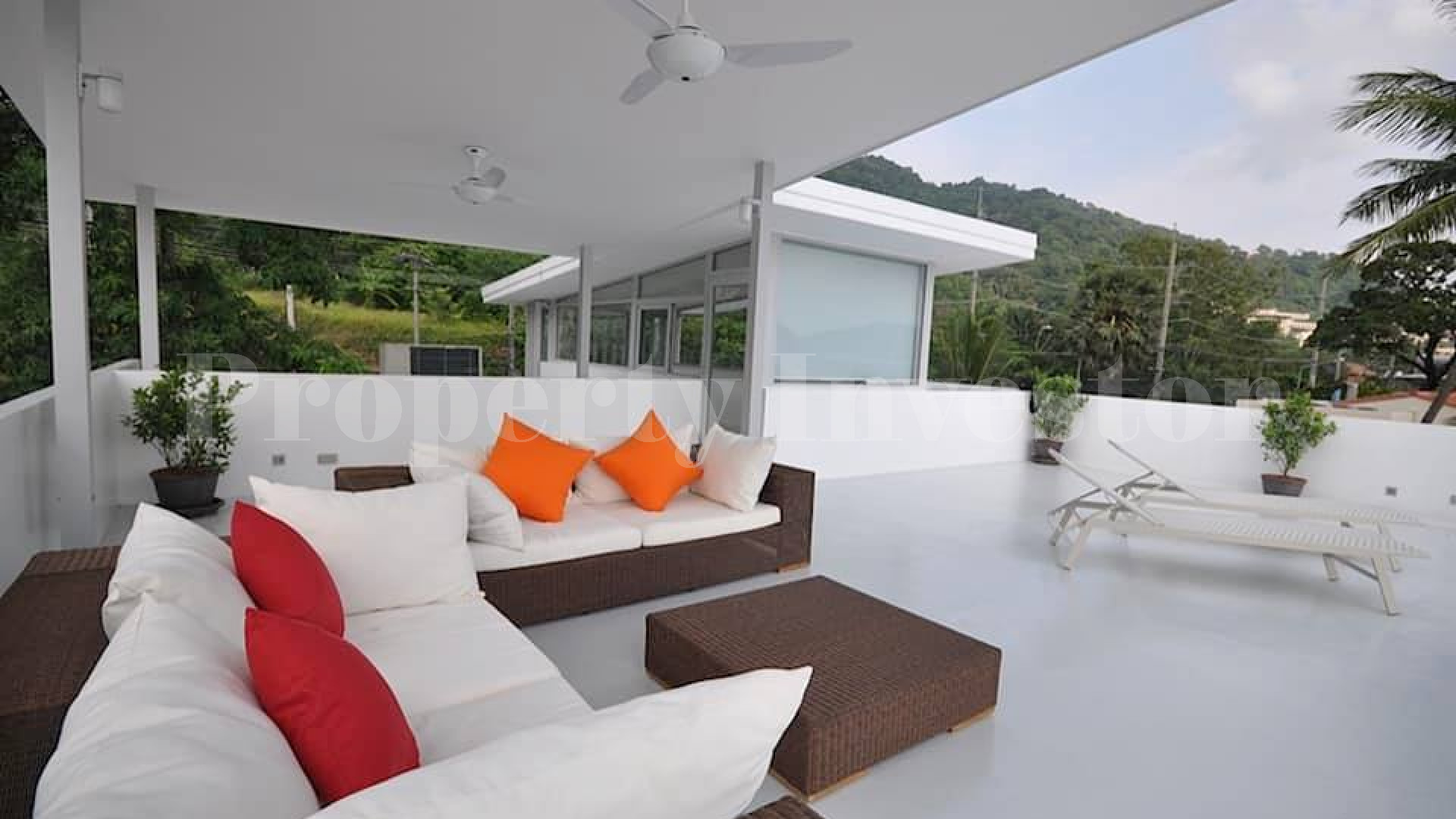 Very Rare Opportunity to Purchase 3 Bedroom Beach House on Patong Beach, Phuket