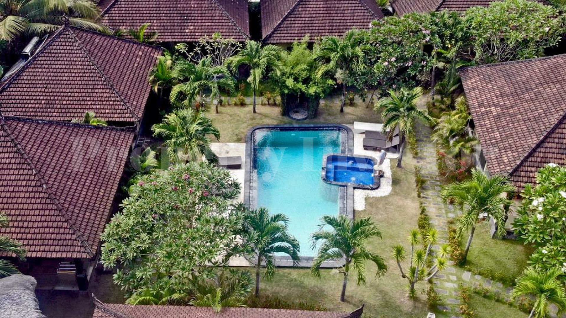 Fully Operational 9 Bungalow Beachfront Boutique Hotel for Sale in Candidasa, Bali