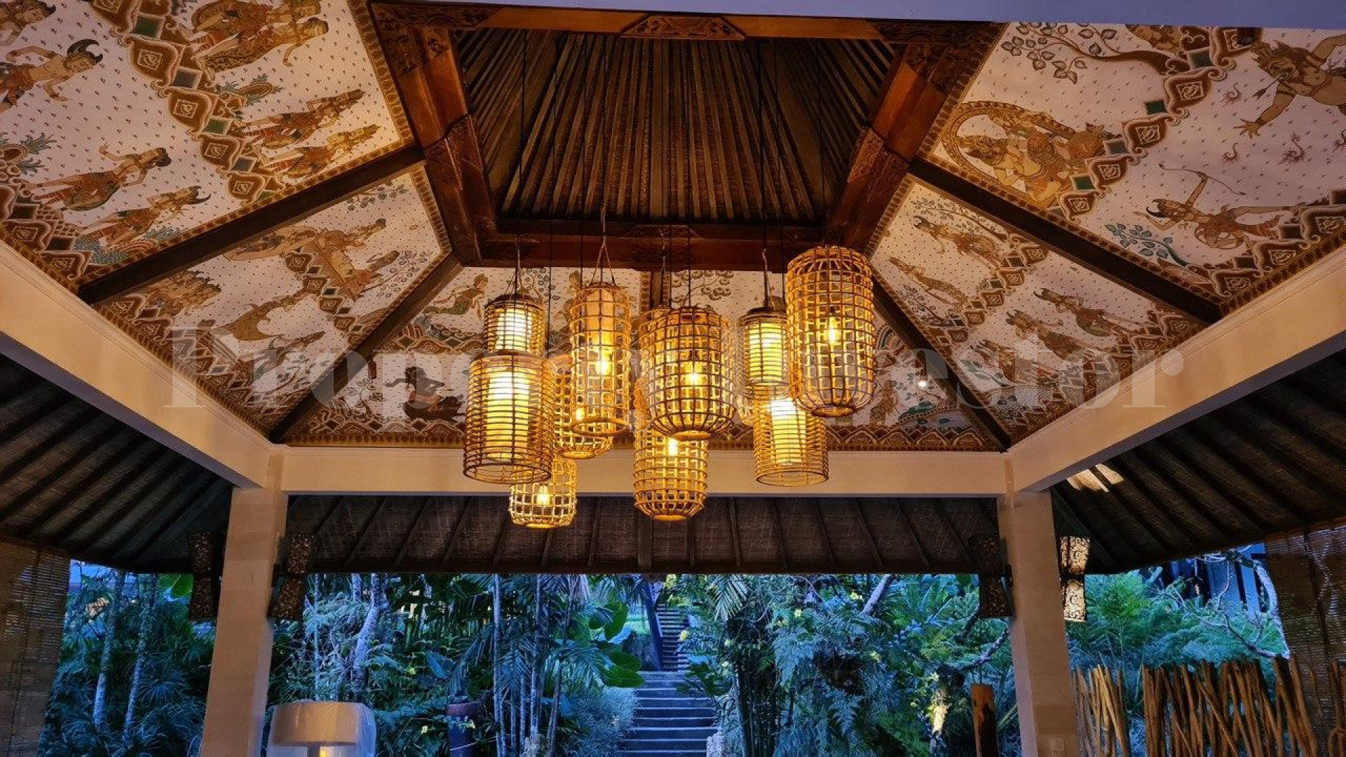 Exotic 4* Boutique Hotel & Spa with 26 Rooms & Villas in Ubud, Bali