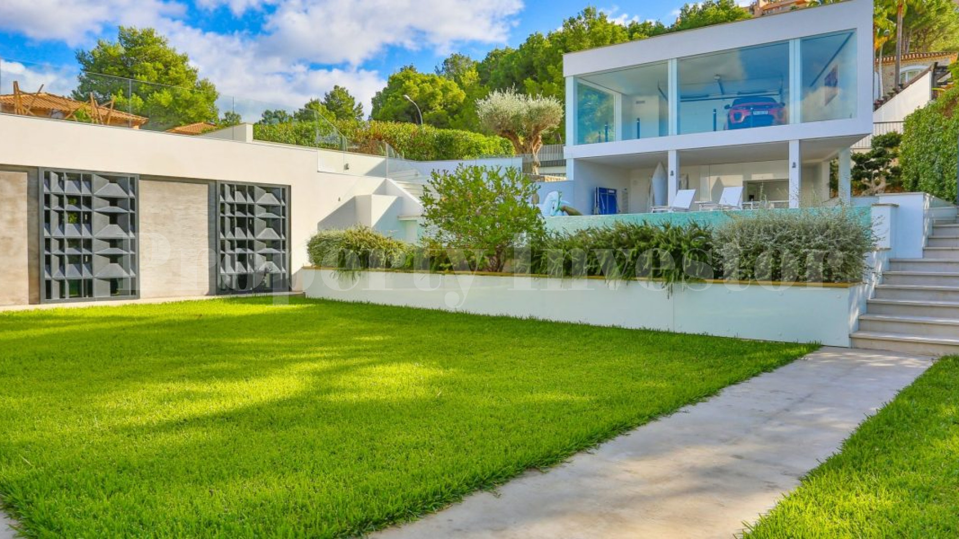 Spectacular 5 Bedroom Designer Villa in Nova Santa Ponsa