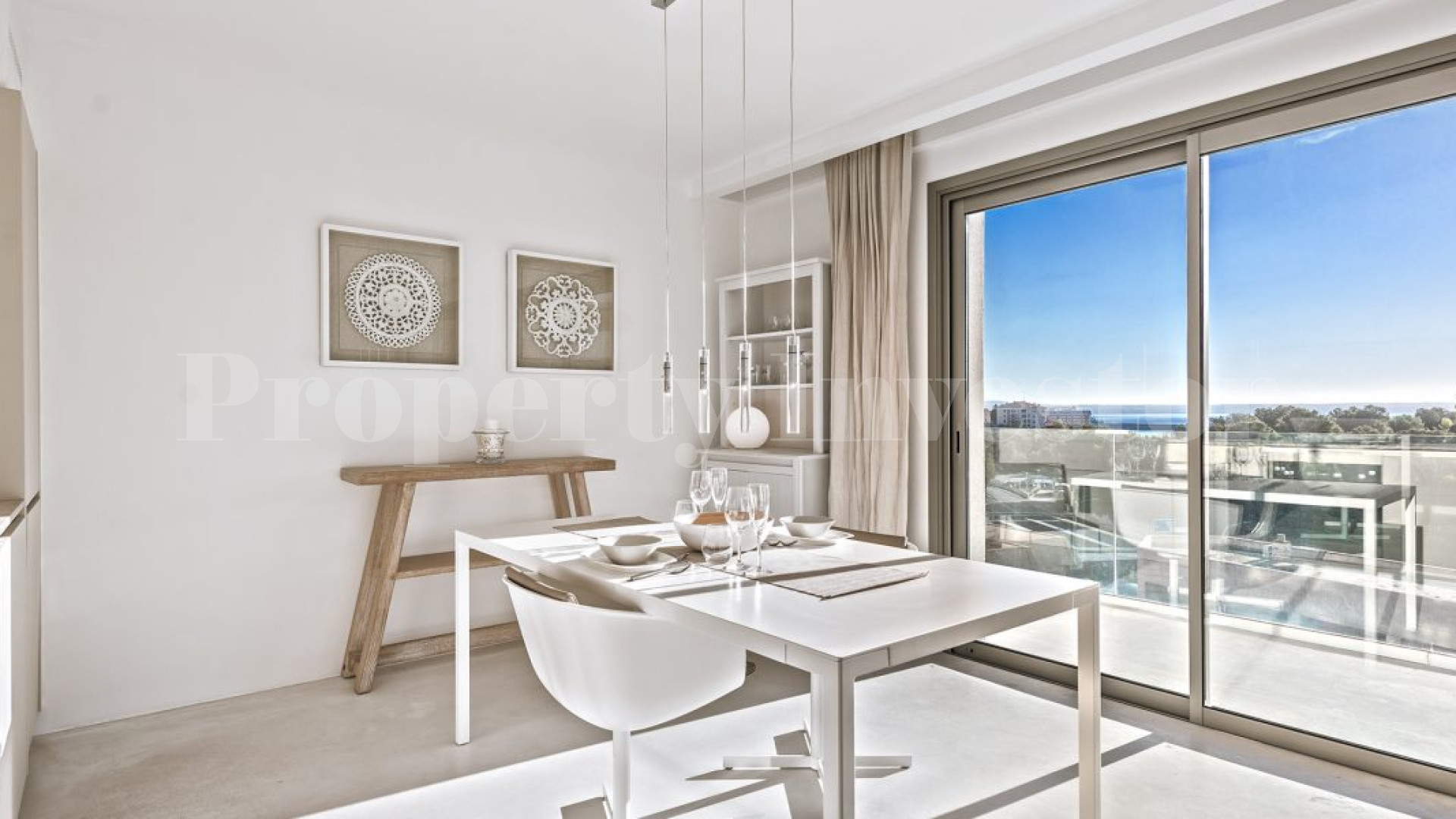 Debonair 1 Bedroom Luxury Sea View Apartment in Palma de Mallorca