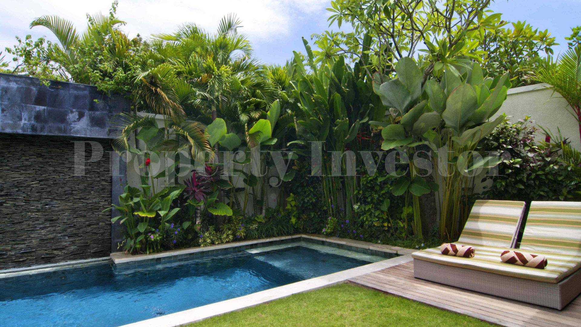 Elegant 3 Bedroom Colonial Style Villa for Sale in Batu Belig Seminyak, Bali