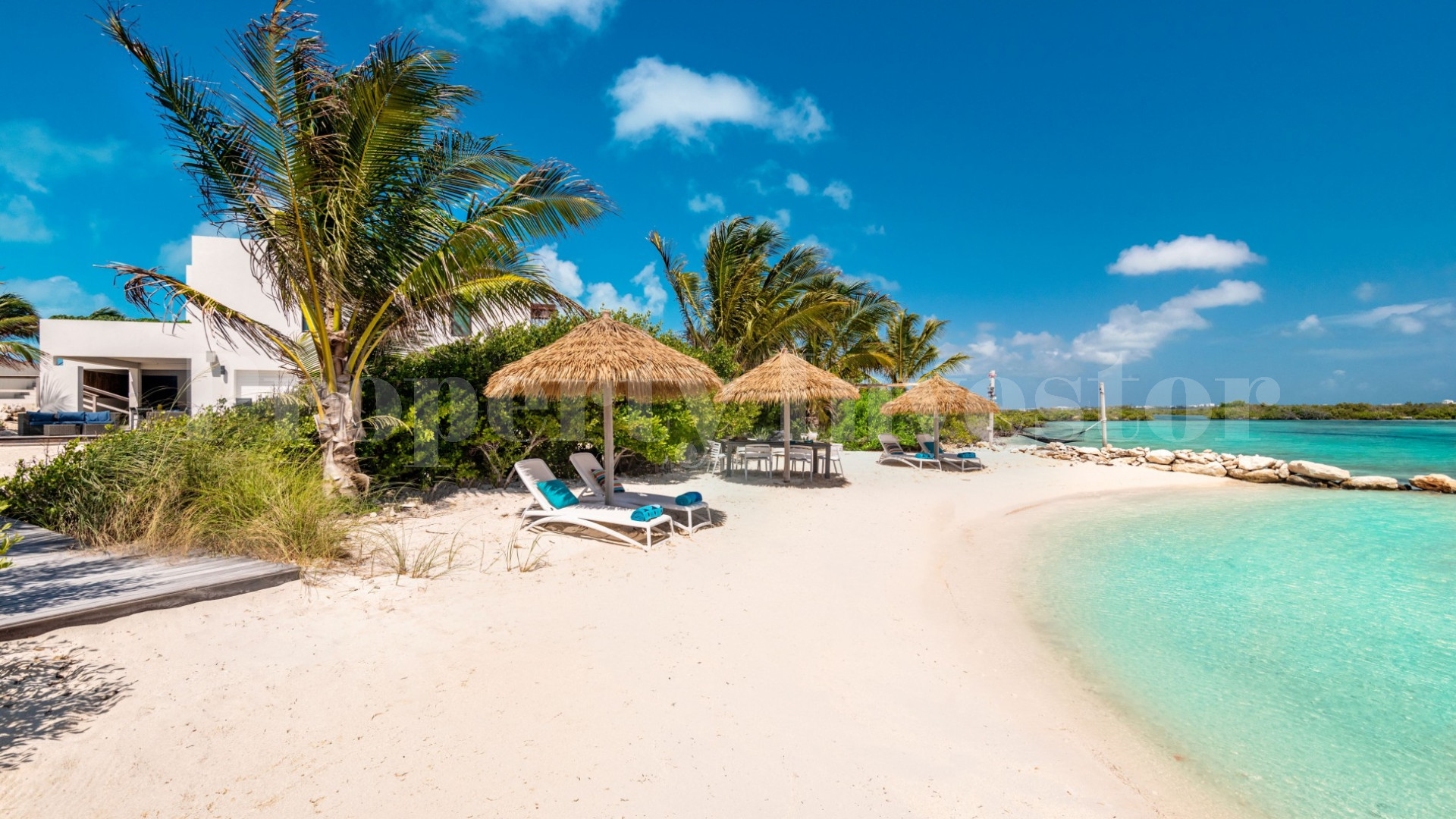 Stunning 6 Bedroom Beachfront Villa in Turk & Caicos