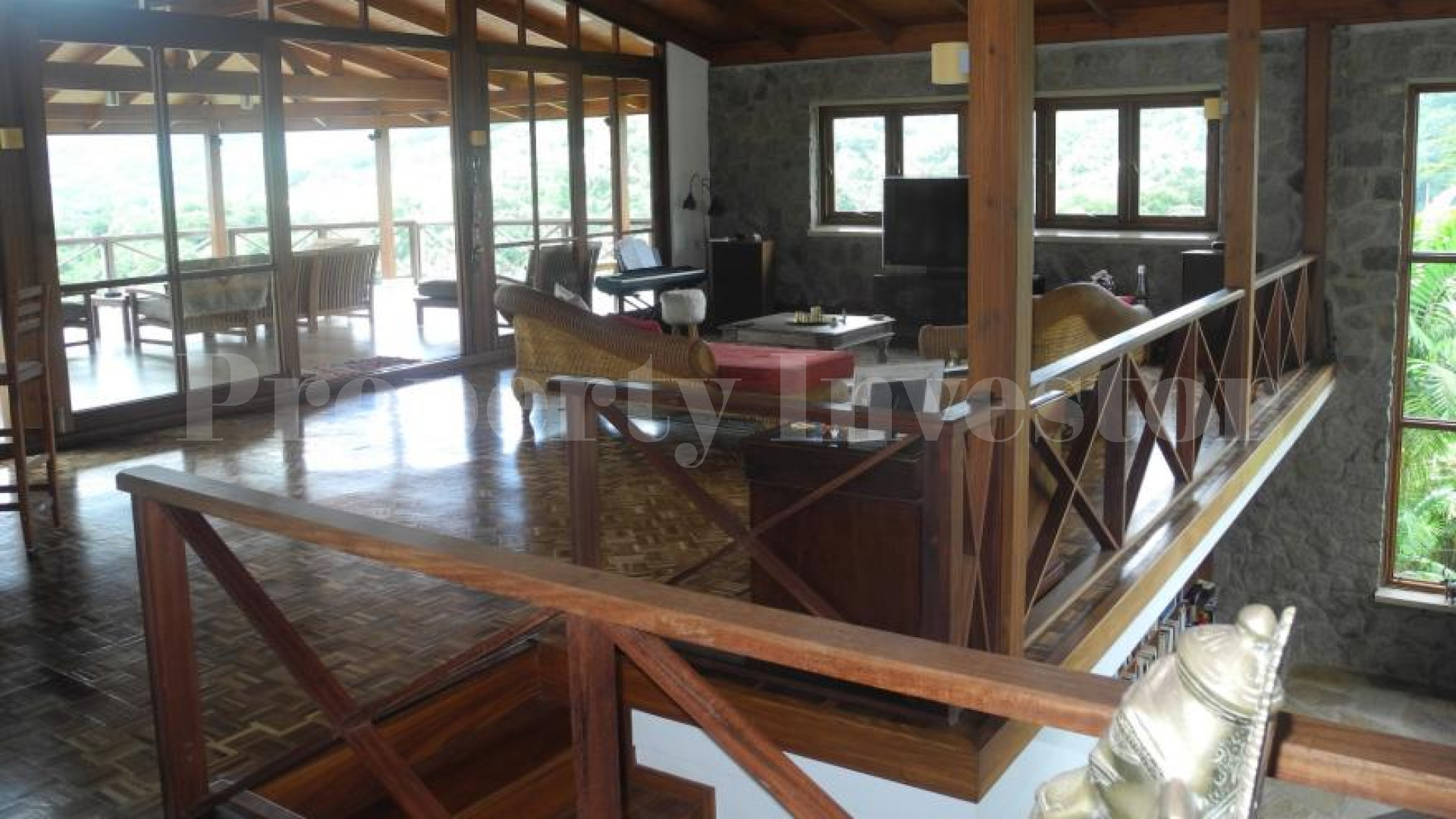 Small 7 Bedroom Boutique Retreat for Sale in Seychelles