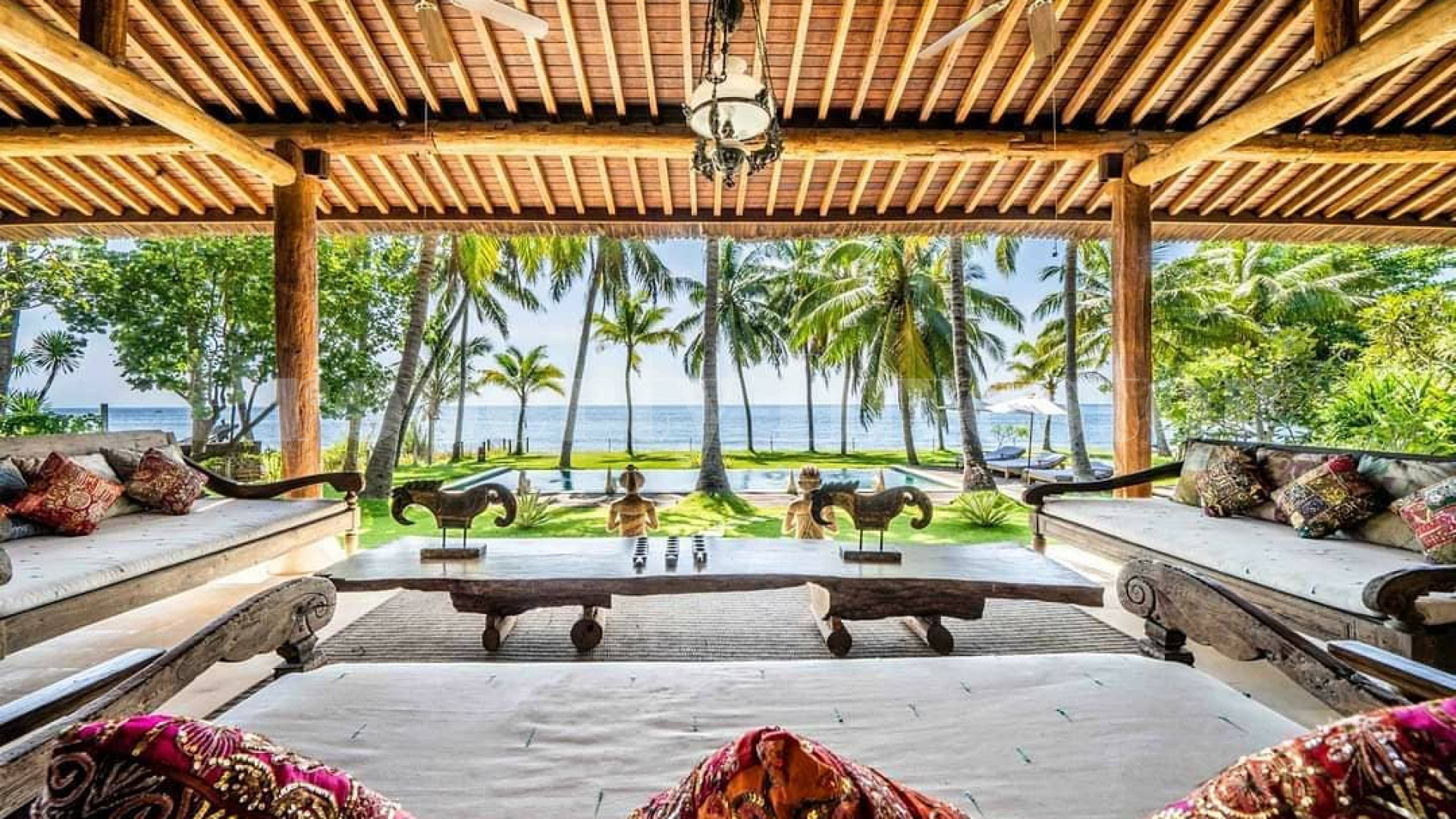 Breathtaking 7 Bedroom Absolute Beachfront Retreat for Sale in Tianyar, North Bali