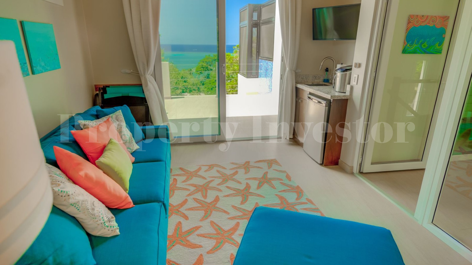 One-of-a-Kind 4 Bedroom Luxury Oceanview Designer Villa for Sale in Roatán, Honduras