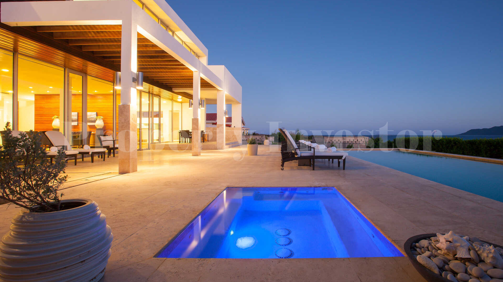 Chic 5 Bedroom Luxury Beachfront Villa at Blowing Point, Anguilla