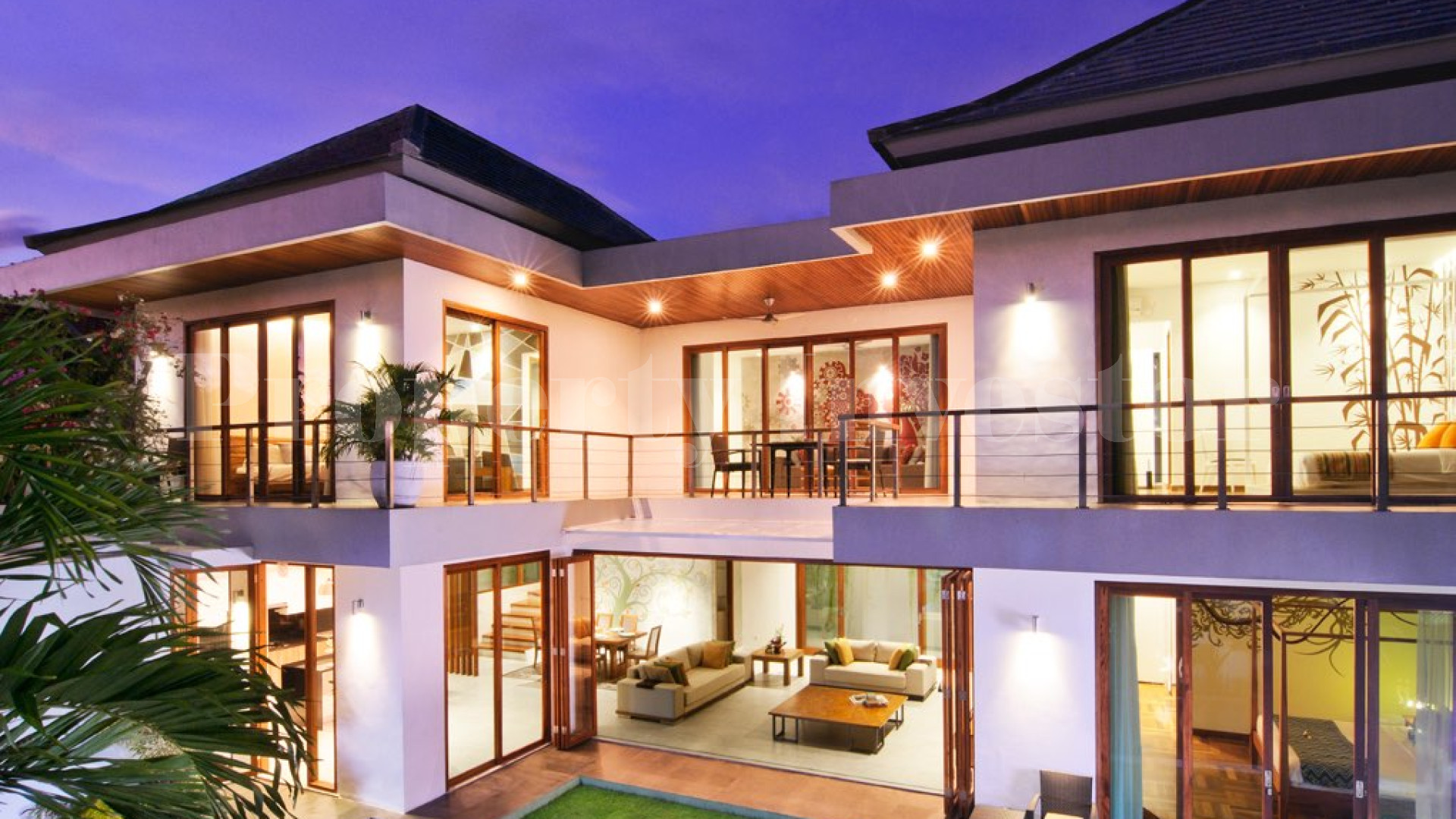 Unique 3 Bedroom Modern Designer Villa for Sale in Batu Bolong, Bali