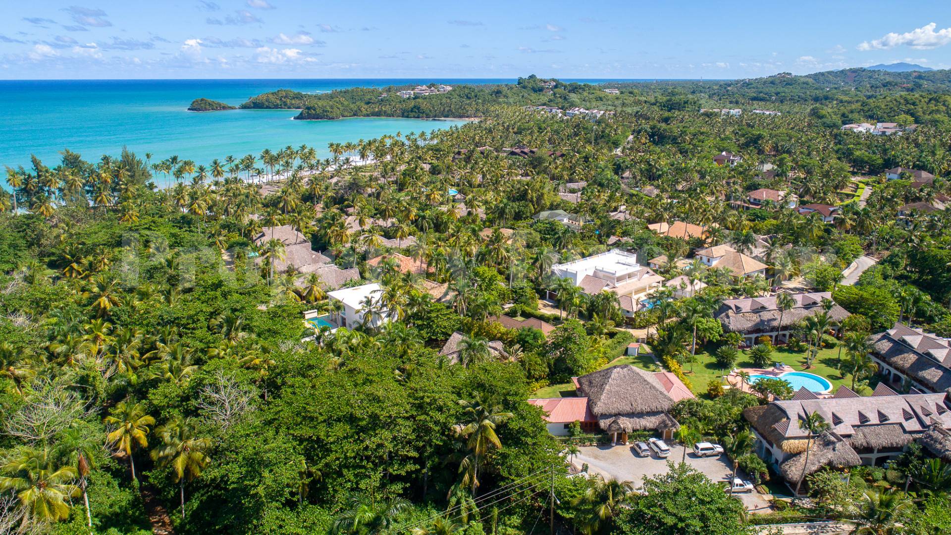 Spacious 6 Bedroom Contemporary Villa for Sale Near Playa Bonita, Dominican Republic