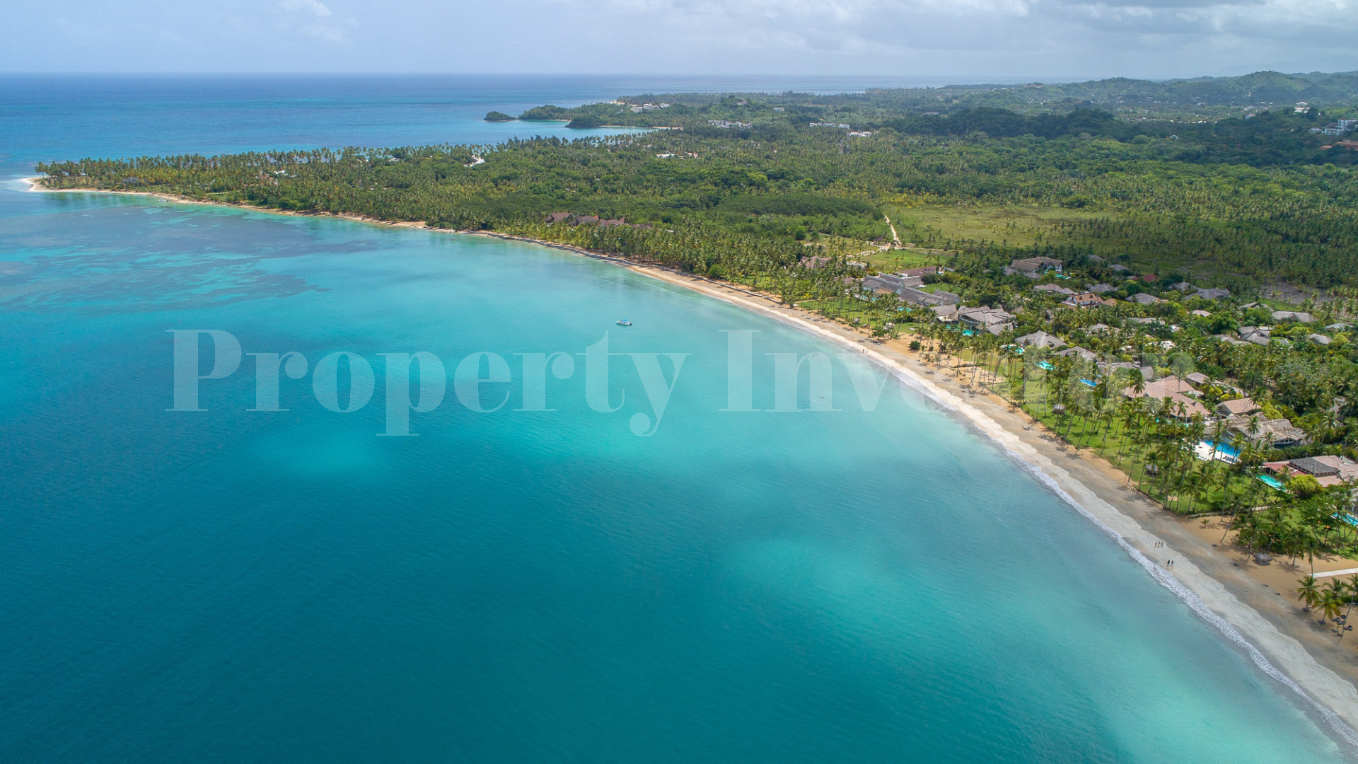 Beautiful 5 Bedroom Luxury Beachfront Villa for Sale at Playa Coson, Las Terrenas