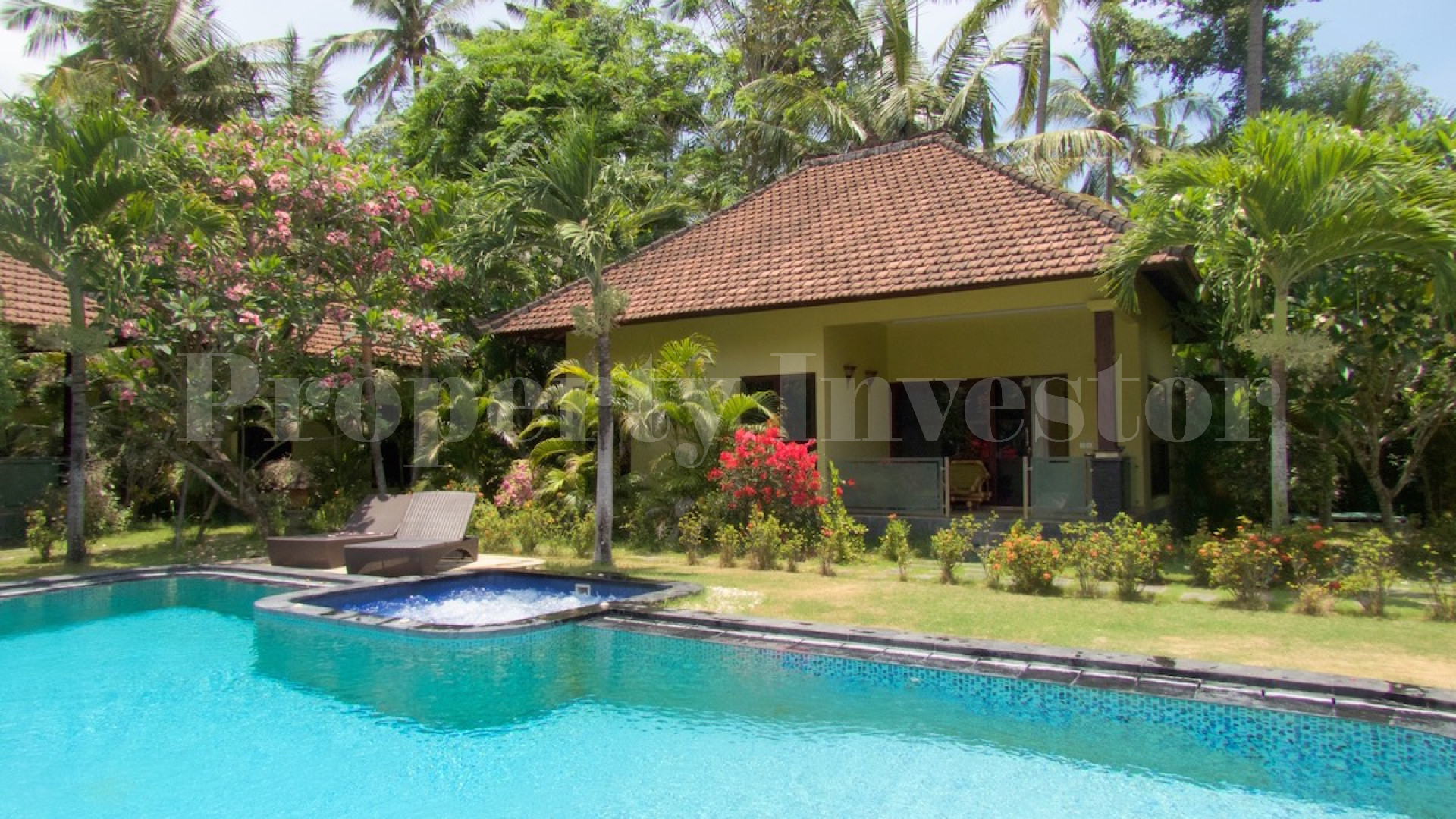 Fully Operational 9 Bungalow Beachfront Boutique Hotel for Sale in Candidasa, Bali