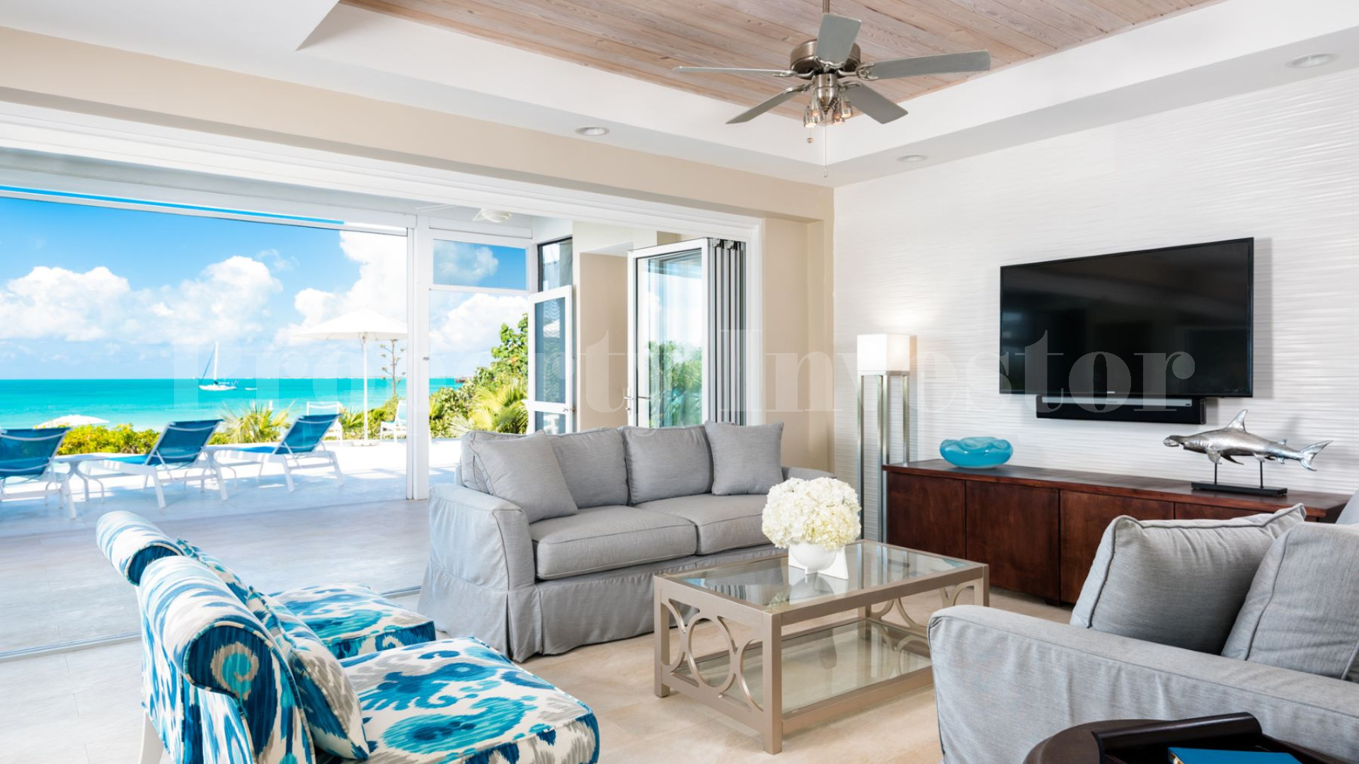 Stylish 5 Bedroom Luxury Beachfront Villa for Sale on Sapodilla Bay Beach, Turks & Caicos