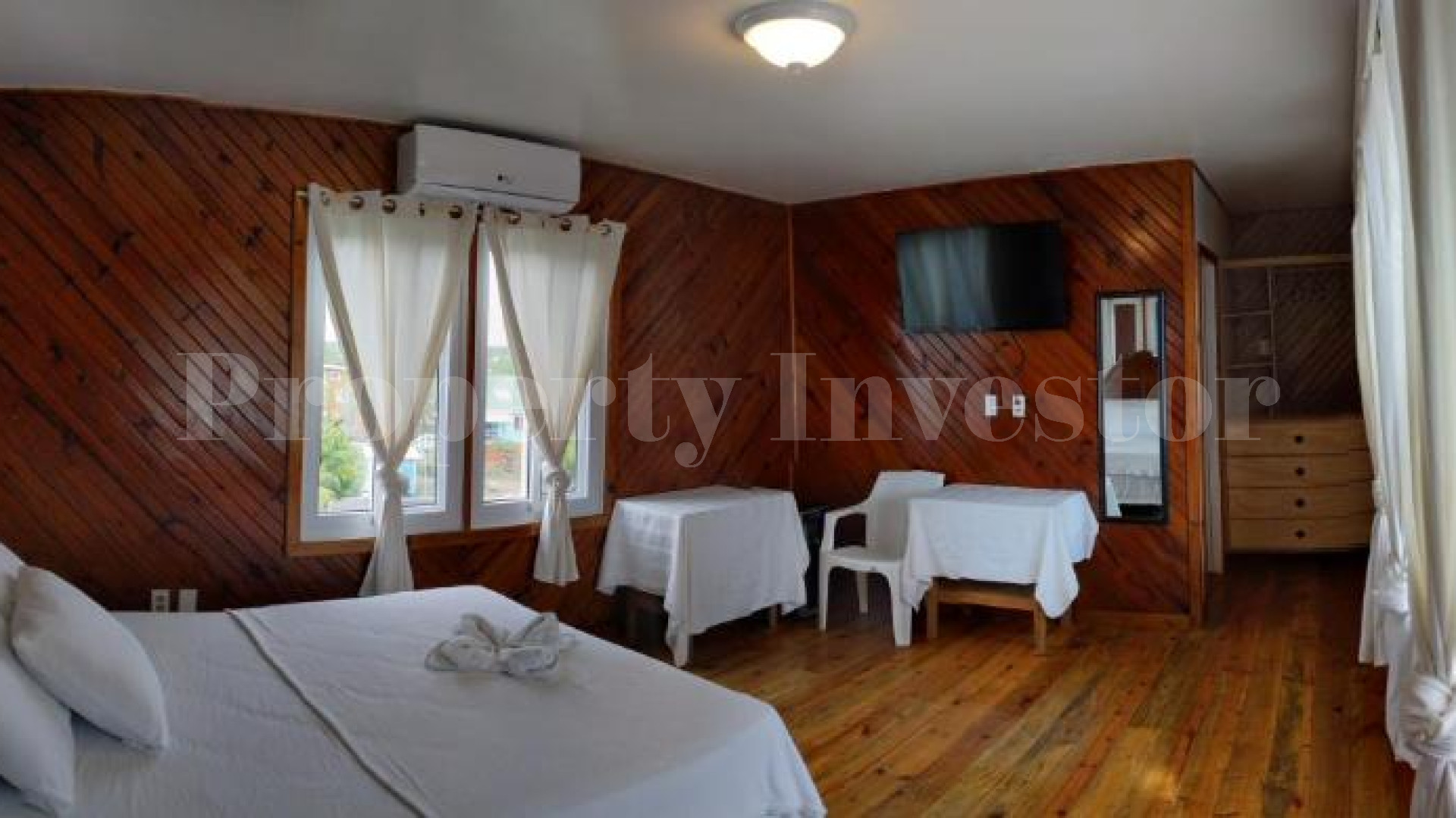 Established & Operating 24 Unit PADI Licensed Beachfront Dive Resort for Sale on Utila Island, Honduras