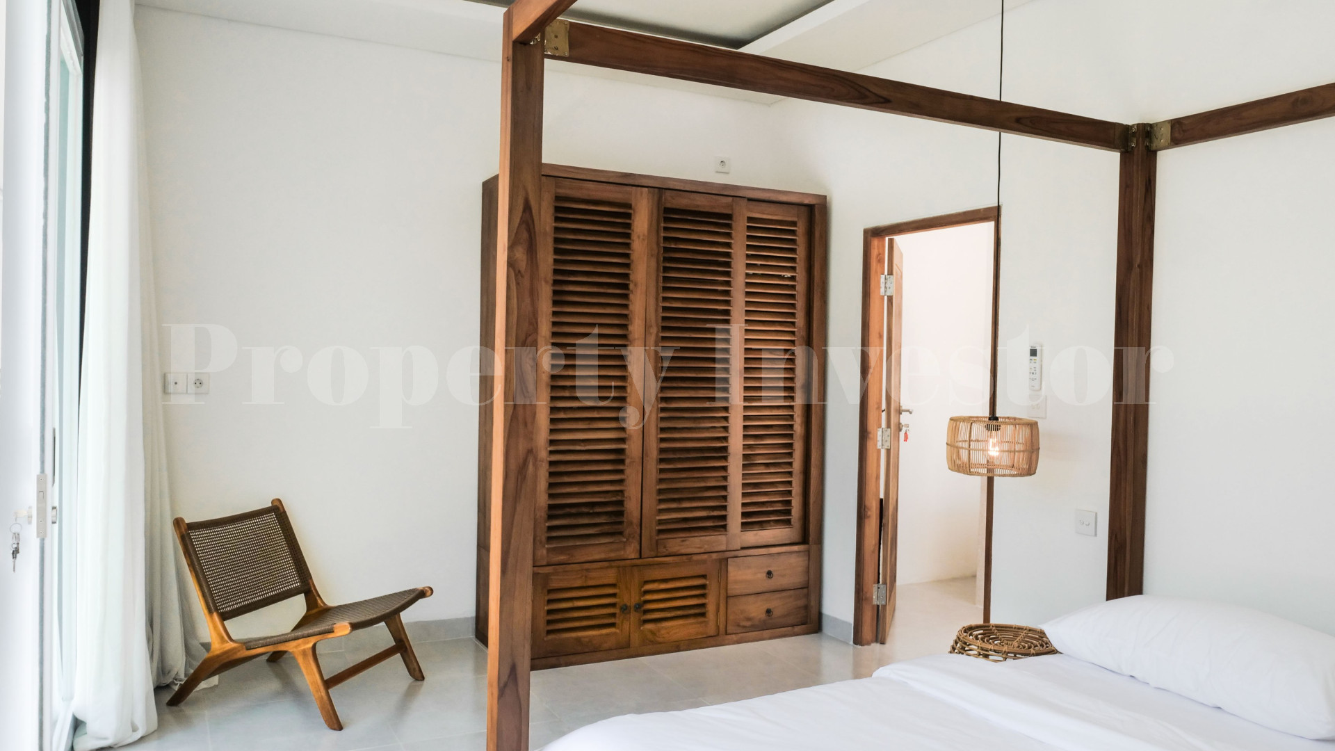 Brand New 3 Bedroom Luxury Contemporary Villa for Sale in Canggu-Padonan, Bali