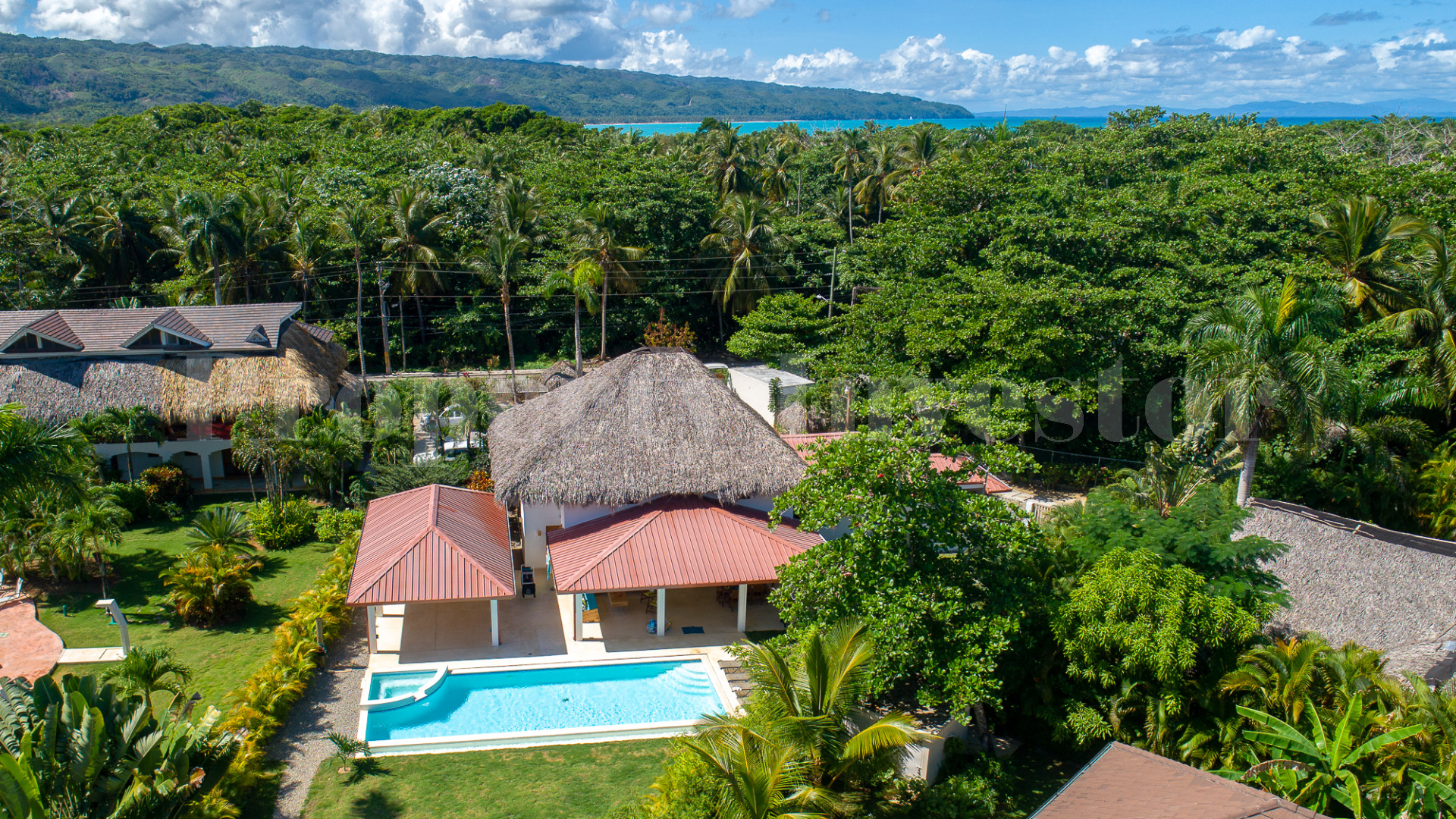 Spacious 6 Bedroom Contemporary Villa for Sale Near Playa Bonita, Dominican Republic