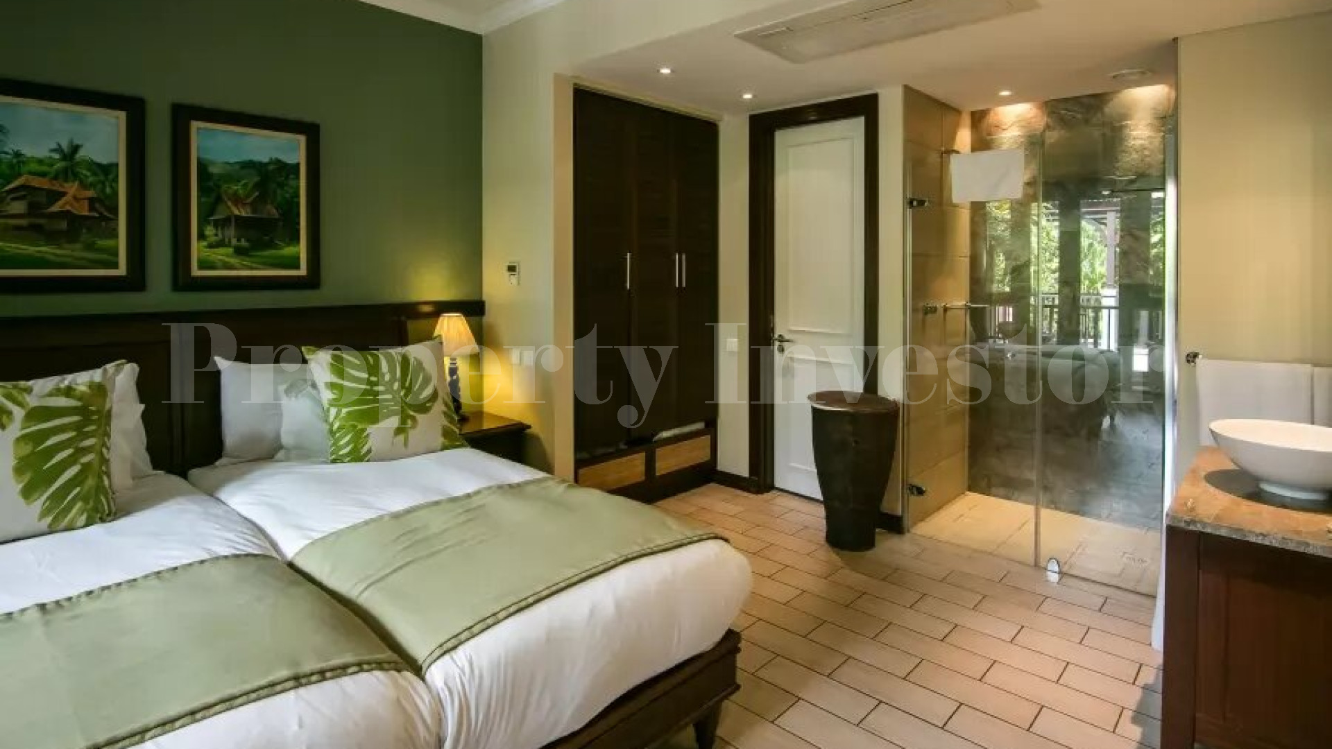 Immaculate 2 Bedroom Luxury Apartment with Extra Large Berth for Sale on Eden Island, Seychelles