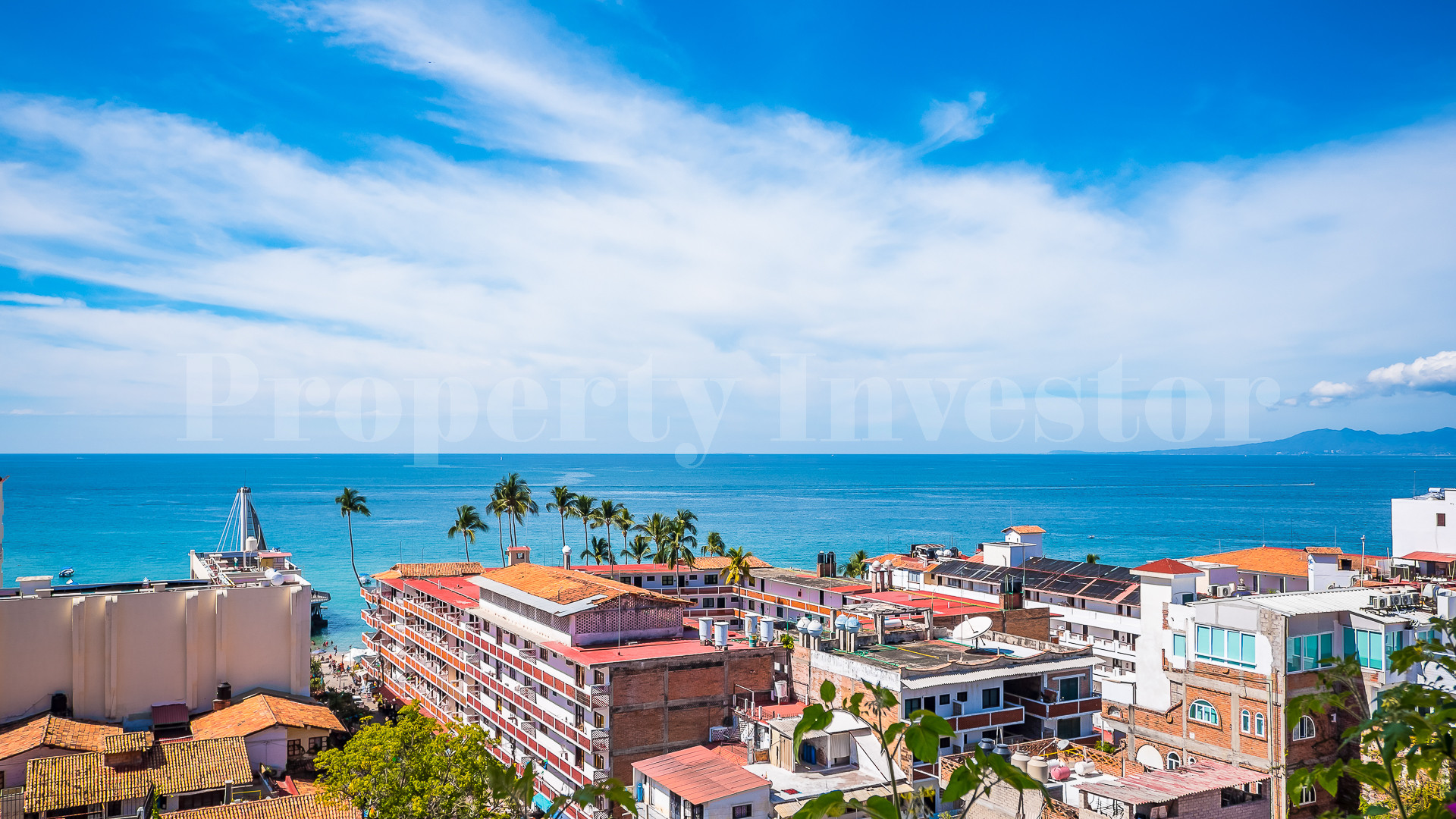 2 Bedroom Luxury Condo in Downtown Puerto Vallarta (Unit 208)