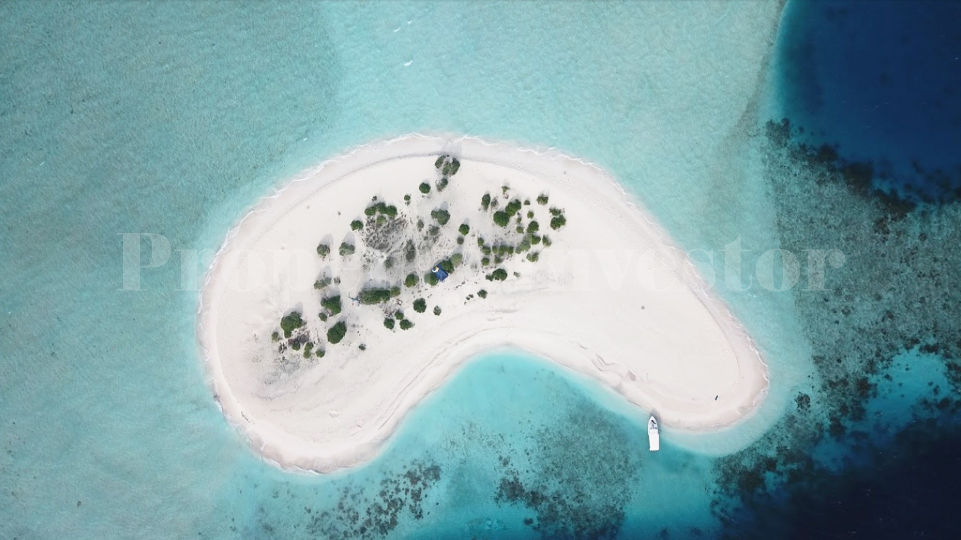 Expansive 80 Hectare Lagoon for Commercial Development for Sale in the Maldives