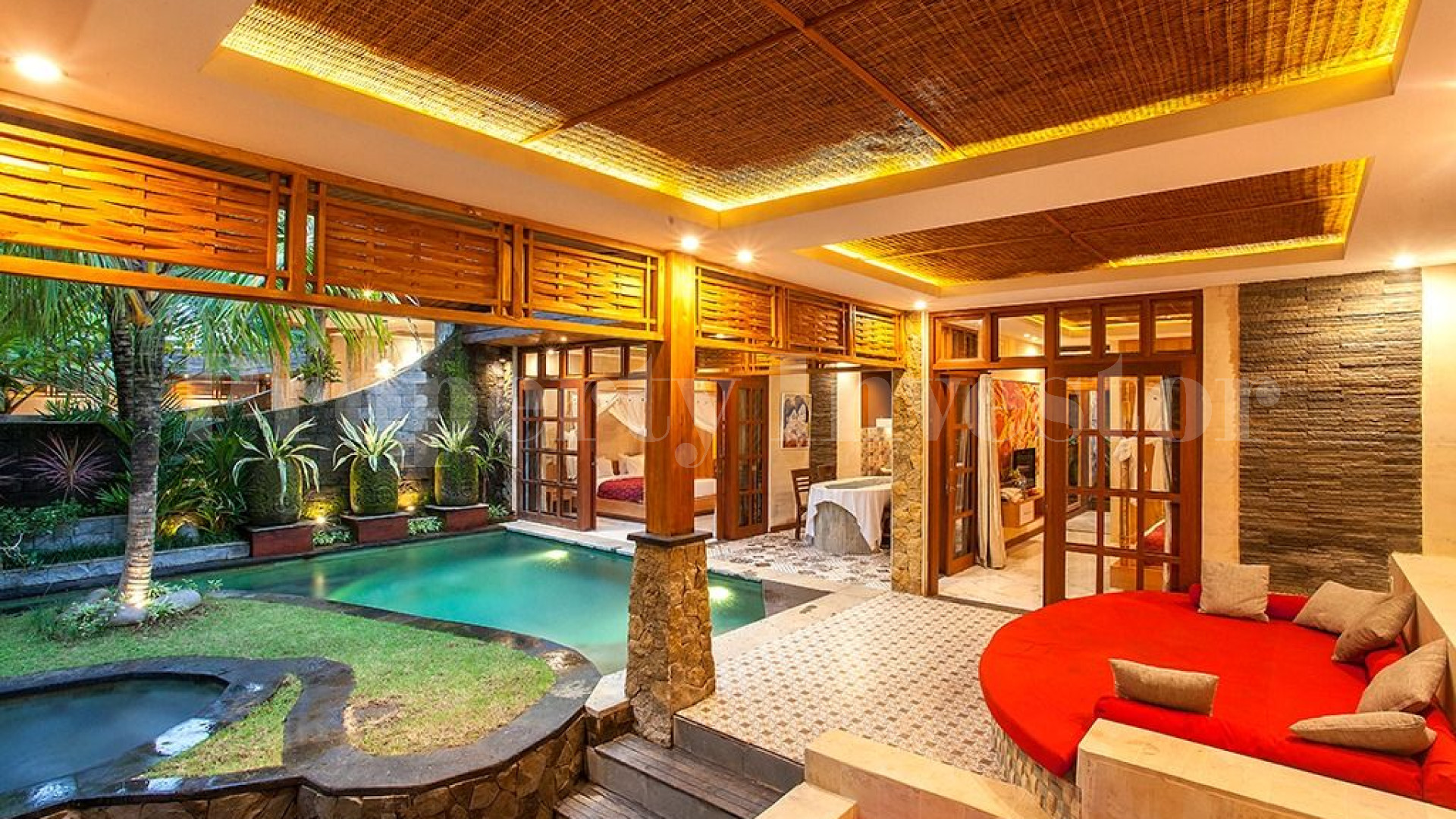 Perfectly Located 4 Villa/8 Bedroom Traditional Boutique Hotel for Sale in North Ubud, Bali