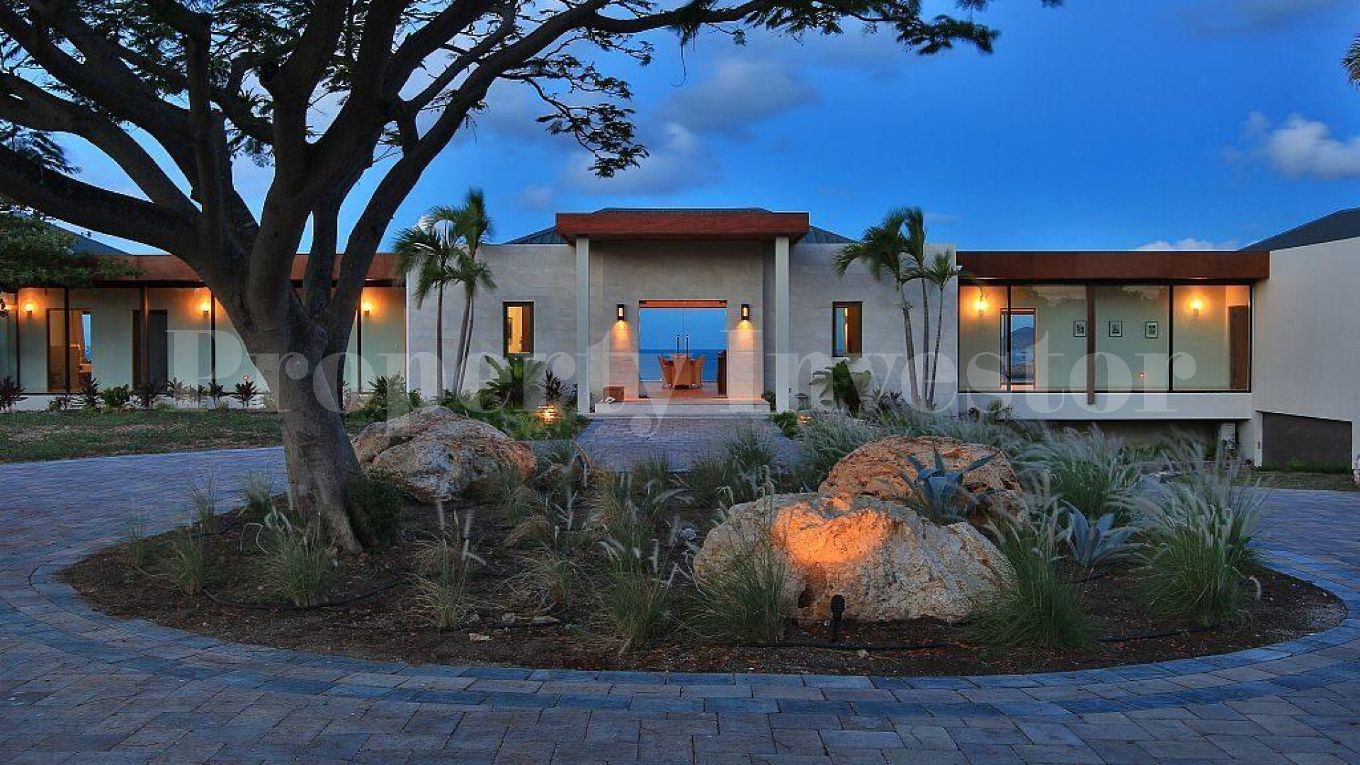 Jaw-dropping 5 Bedroom Luxury Oceanview Villa for Sale in Les Terres Basses, St. Martin