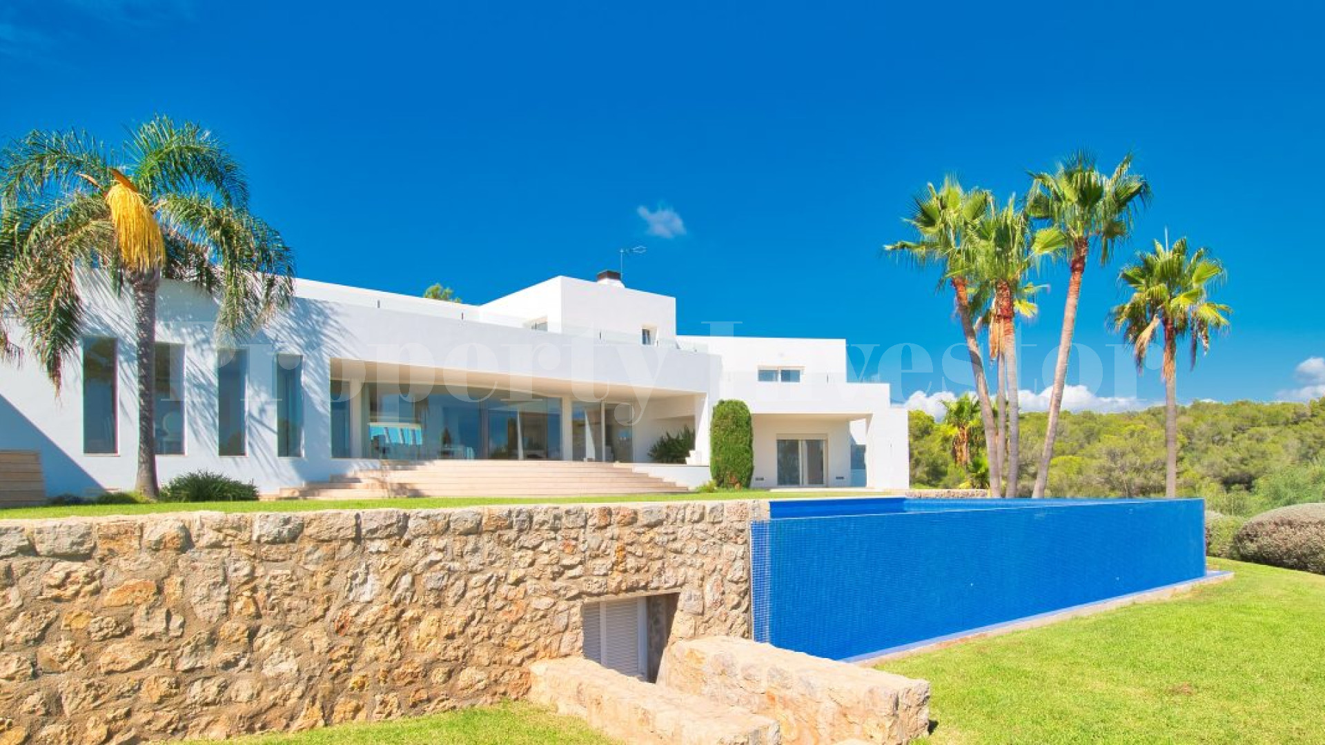 Minimalist 6 Bedroom Villa with Sea Views in Sol de Mallorca