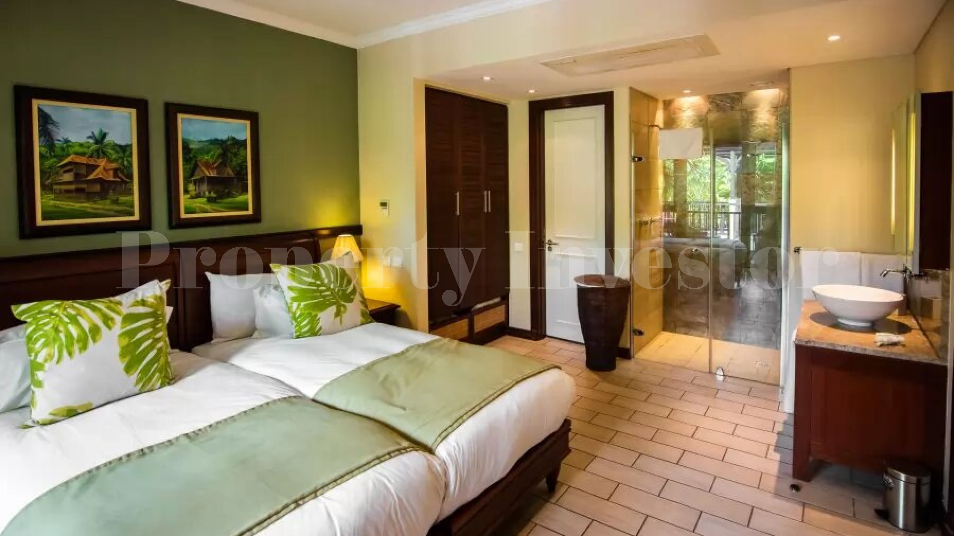 Immaculate 2 Bedroom Luxury Apartment with Extra Large Berth for Sale on Eden Island, Seychelles