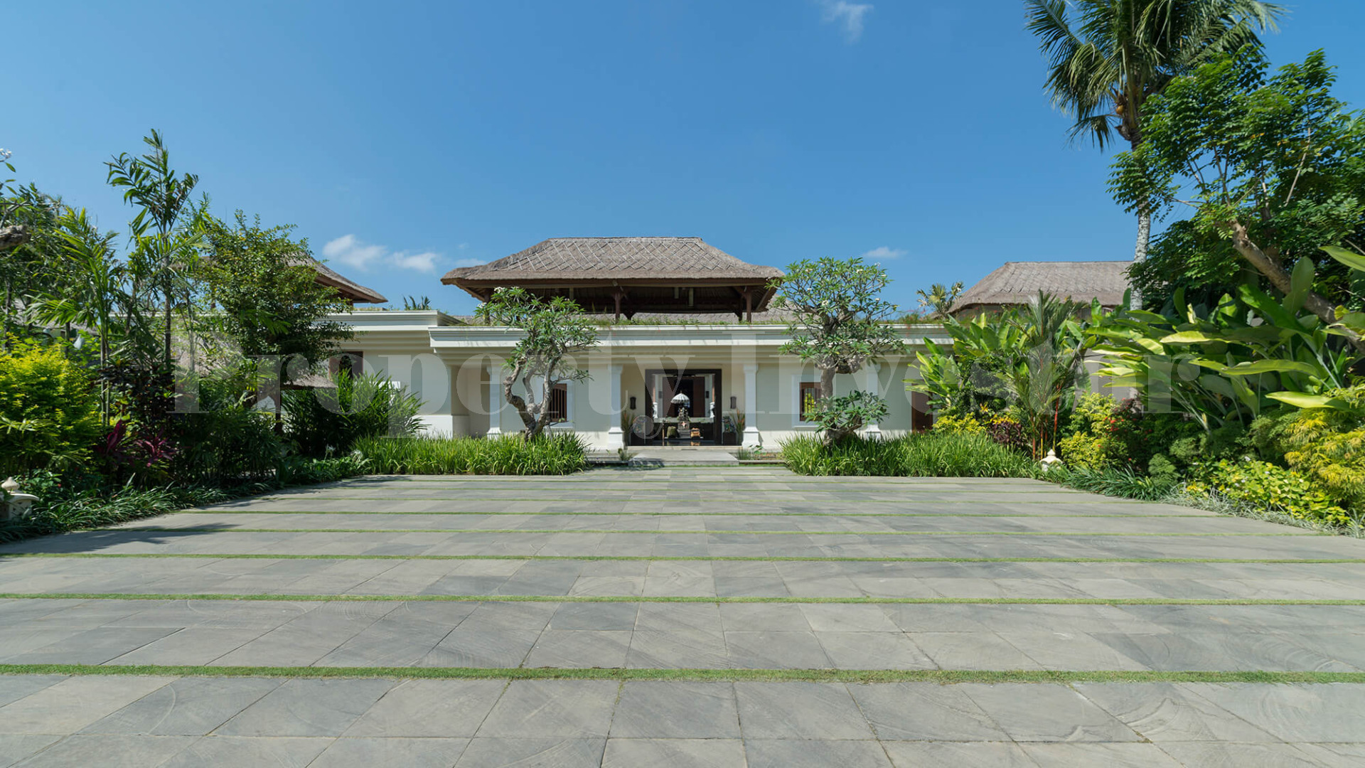 Exceptional 8 Bedroom Luxury Estate with Magnificent Landscaped Gardens for Sale in Tabanan, Bali