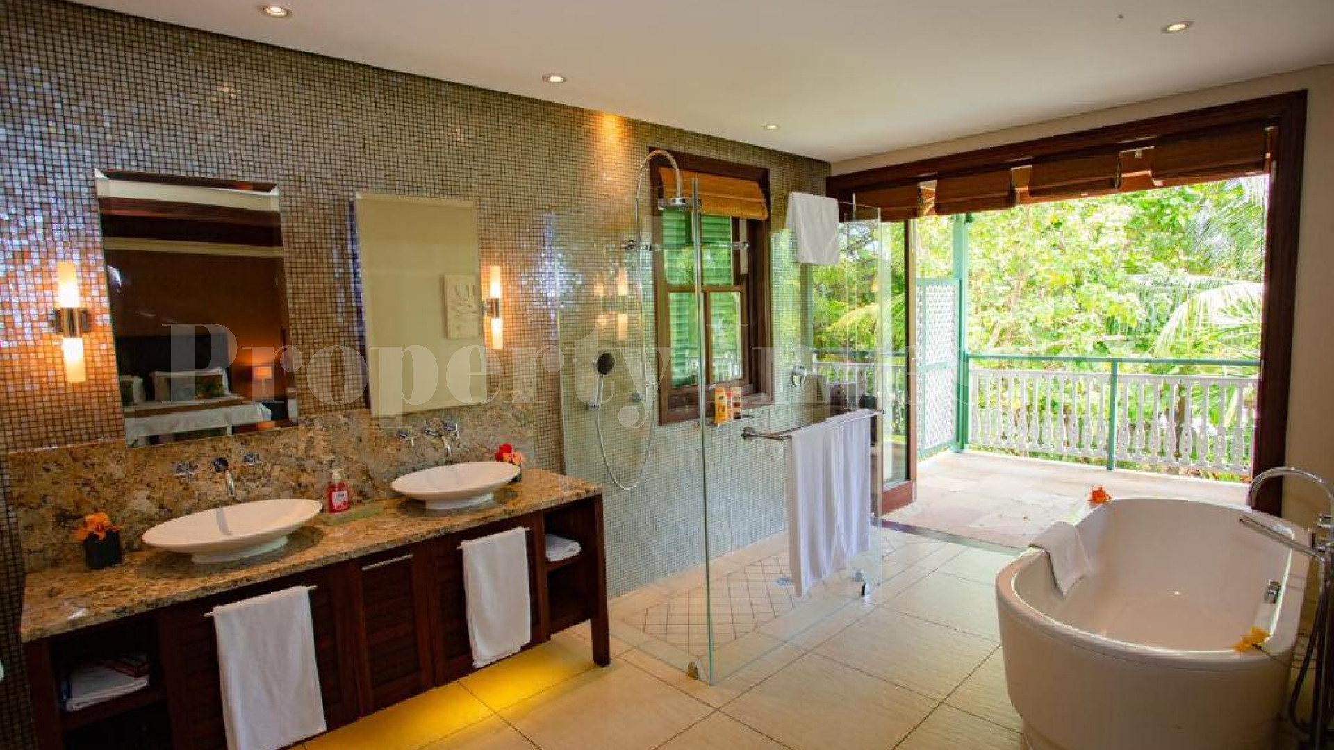 Beautiful 4 Bedroom Private Luxury Waterfront Villa for Sale on Eden Island, Seychelles