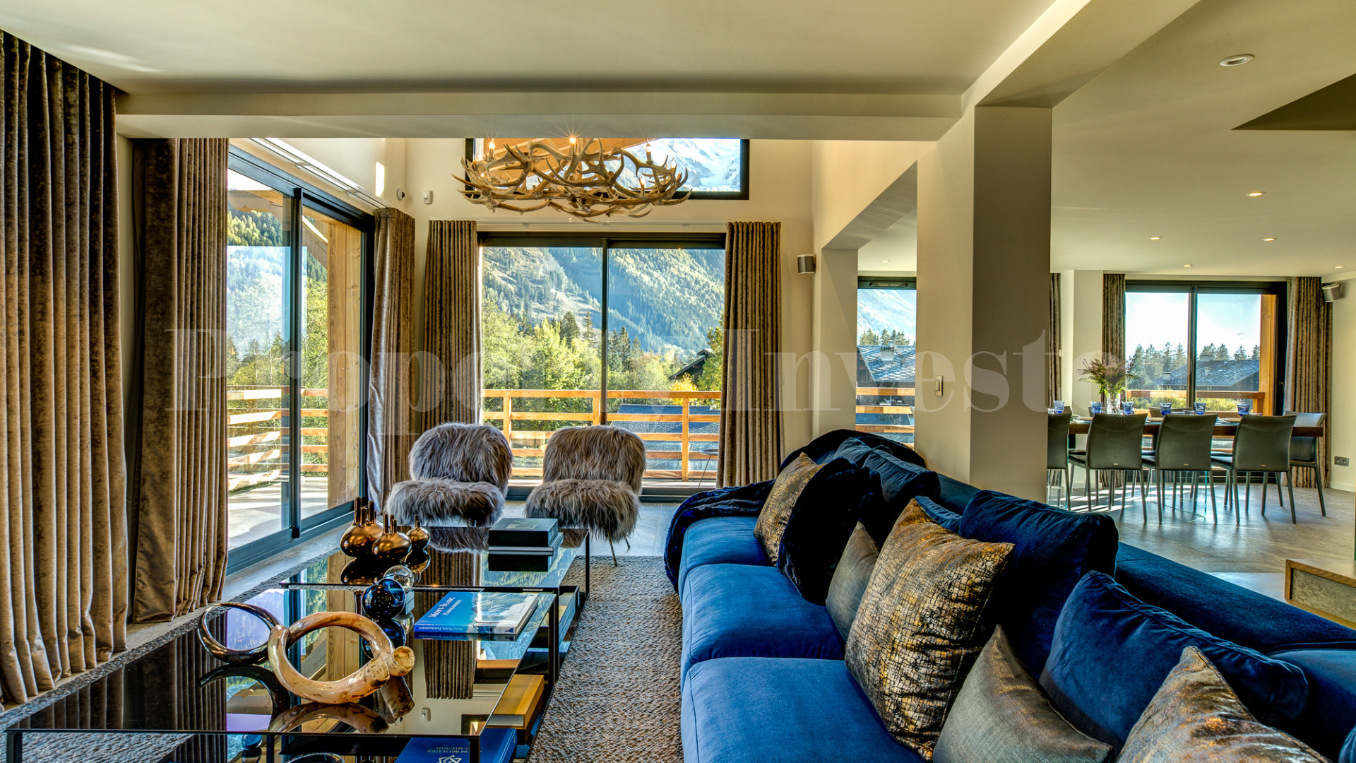 Spacious 4 Bedroom Luxury Mountain & Lake View Penthouse for Sale in Chamonix-Mont-Blanc, France