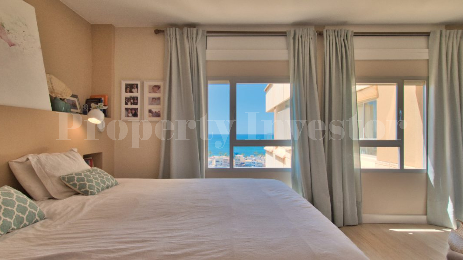 Spacious 3 Bedroom Luxury Apartment with Panoramic Sea Views in Portixоl, Palma de Mallorca