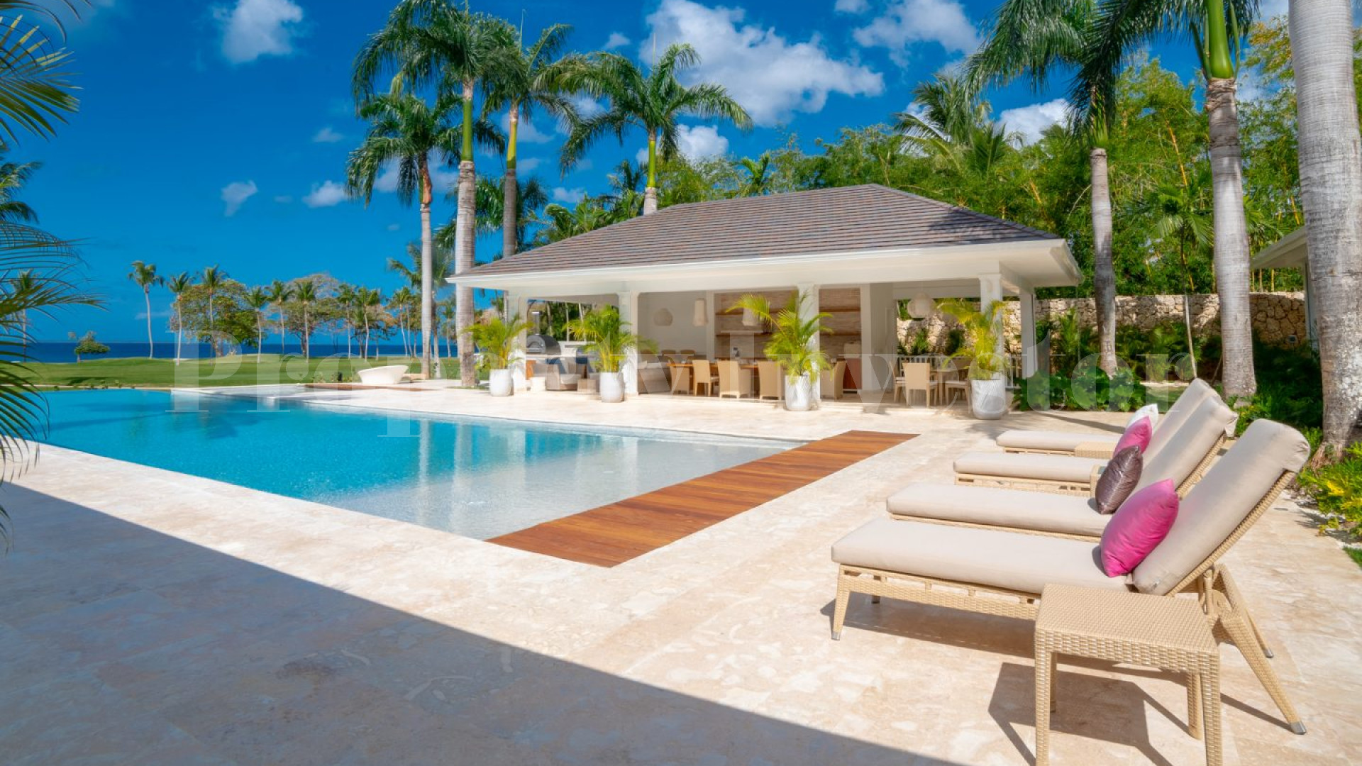 Modern Colonial 7 Bedroom Luxury Villa with Fabulous Golf & Ocean Views for Sale in La Romana, Dominican Republic