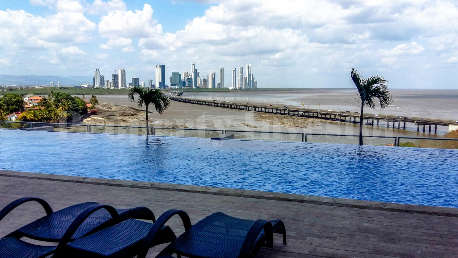 Exceptional 4 Bedroom Two-Storey Luxury Penthouse with Impressive Ocean Views for Sale in Coco del Mar, Panama