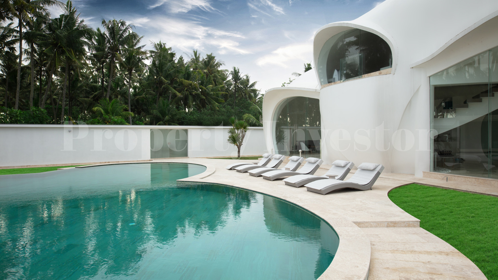 High-End Boutique Hotel or 3 Private Residences in Tabanan, Bali