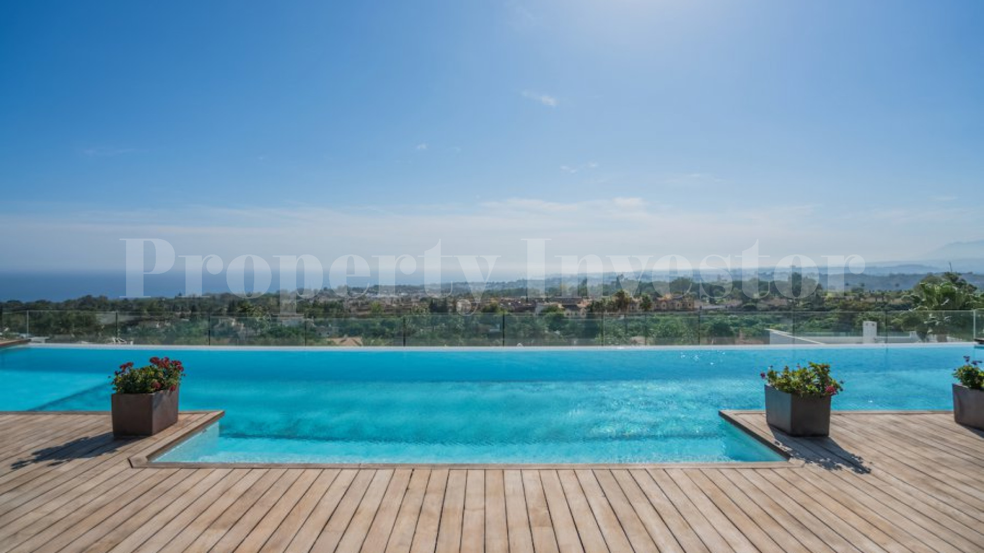 Fabulous 5 Bedroom Duplex Penthouse with Panoramic Sea Views for Sale in Marbella