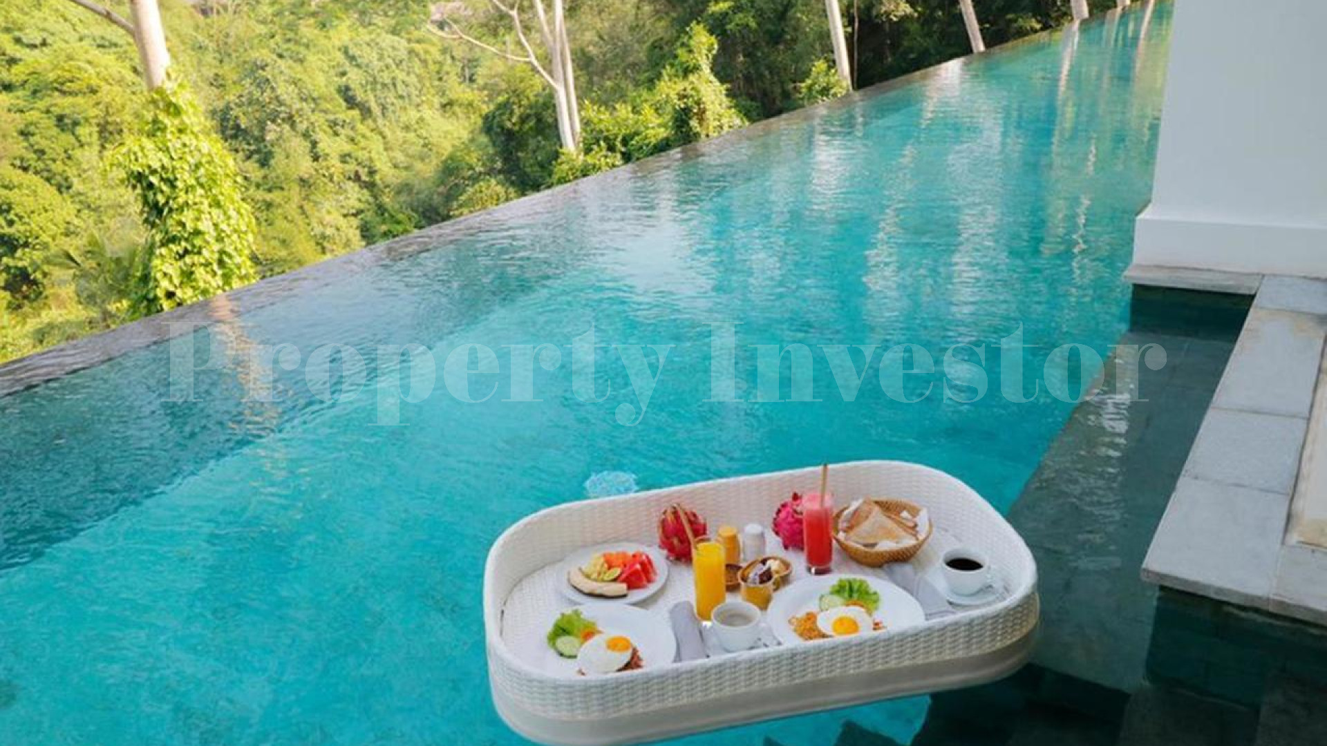 18 Bedroom 4* Star Boutique Hotel & Retreat with Unbelievable Jungle View Infinity Pool for Sale in East Ubud, Bali