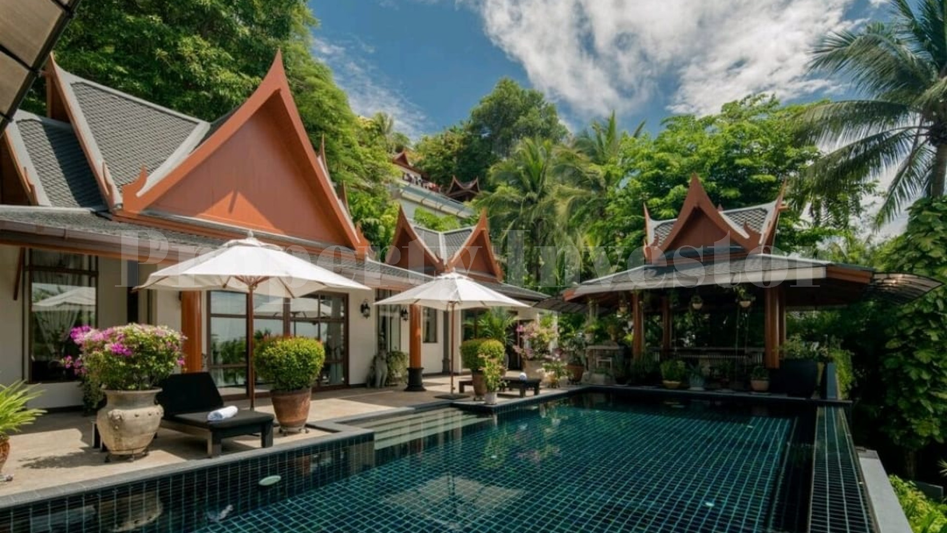 Spectacular 5 Bedroom Star Quality Villa in Phuket