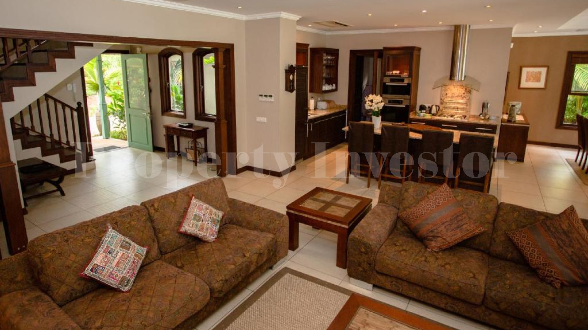 Beautiful 4 Bedroom Private Luxury Waterfront Villa for Sale on Eden Island, Seychelles