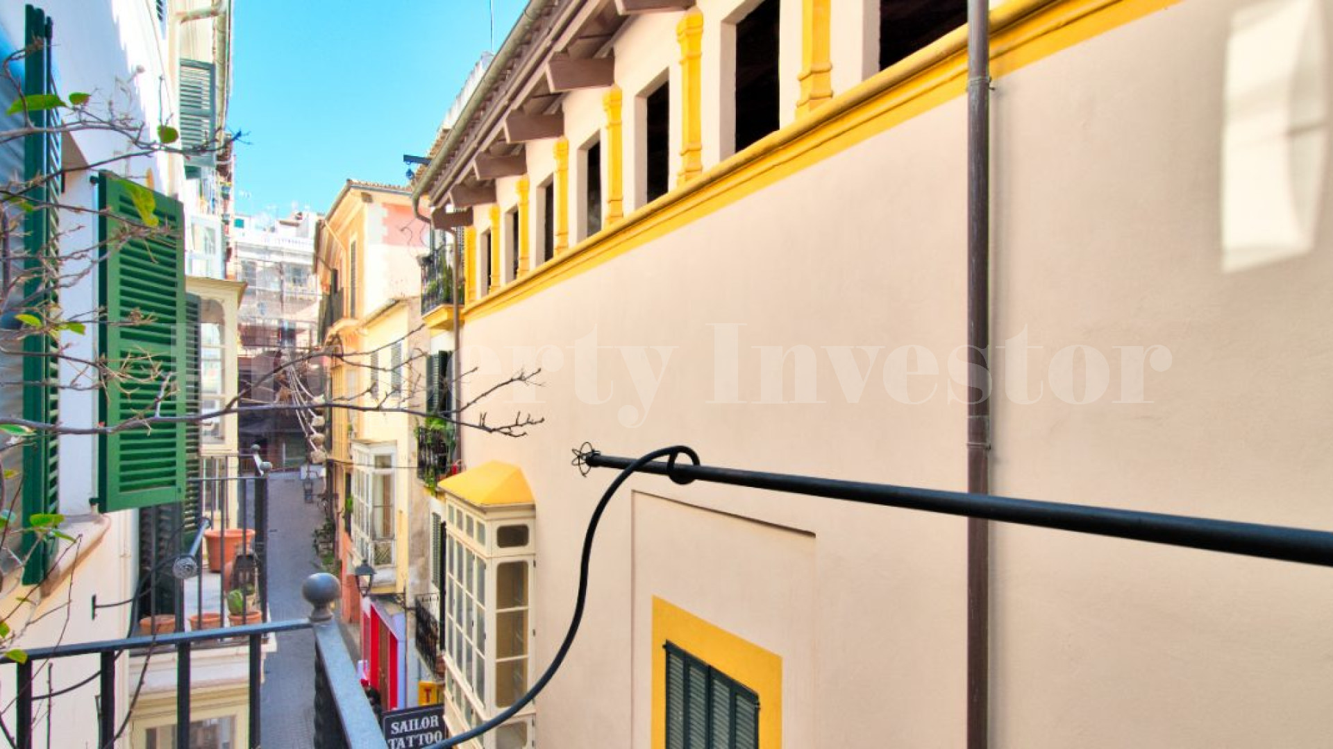 Charming 4 Bedroom Character Apartment in the Heart of Palma Old Town