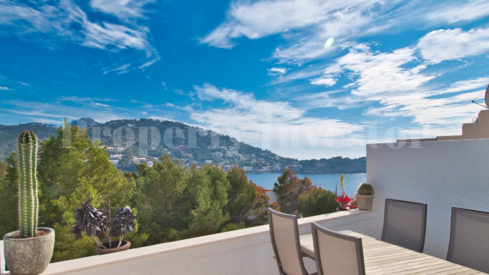 Exclusive 3 Bedroom Modern Sea View Apartment in Port Andratx