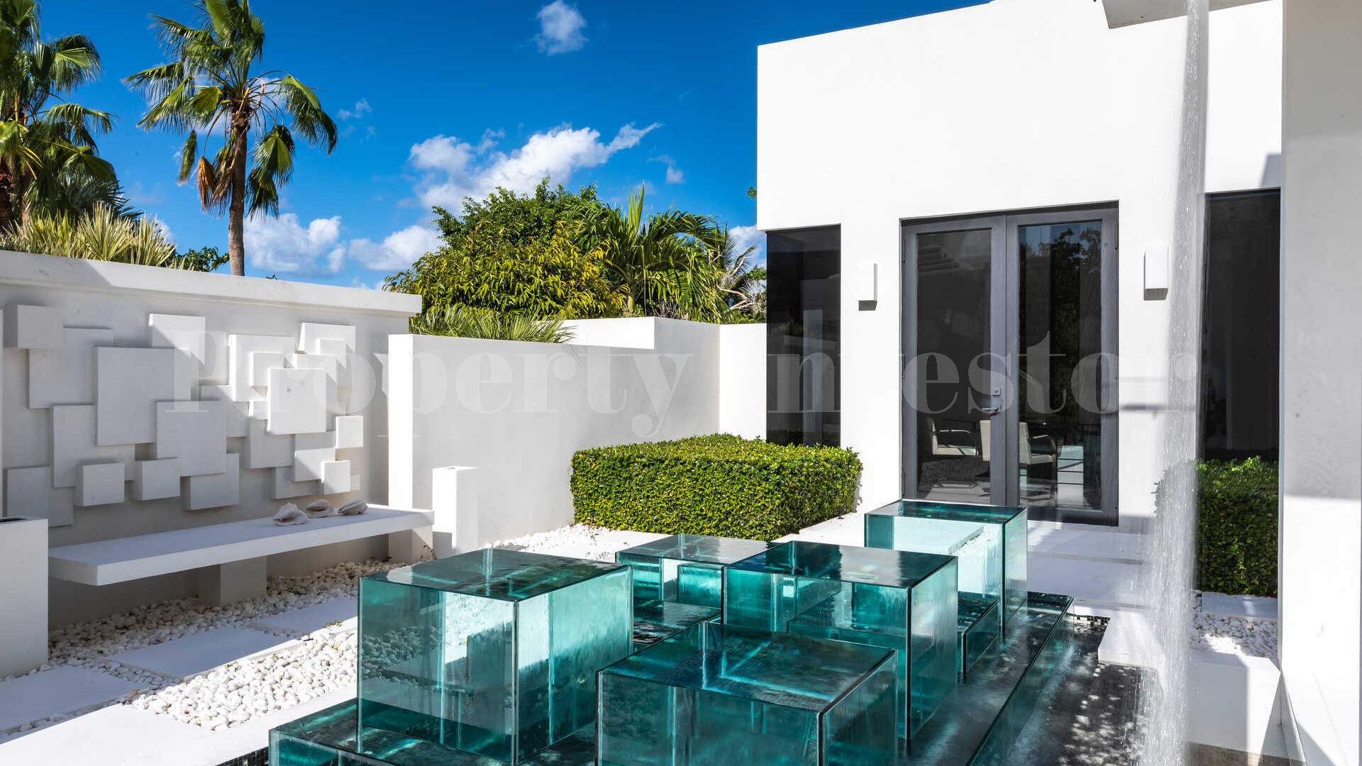 Dazzling 5 Bedroom Luxury Villa with Private Boat Dock in Leeward, Turks & Caicos